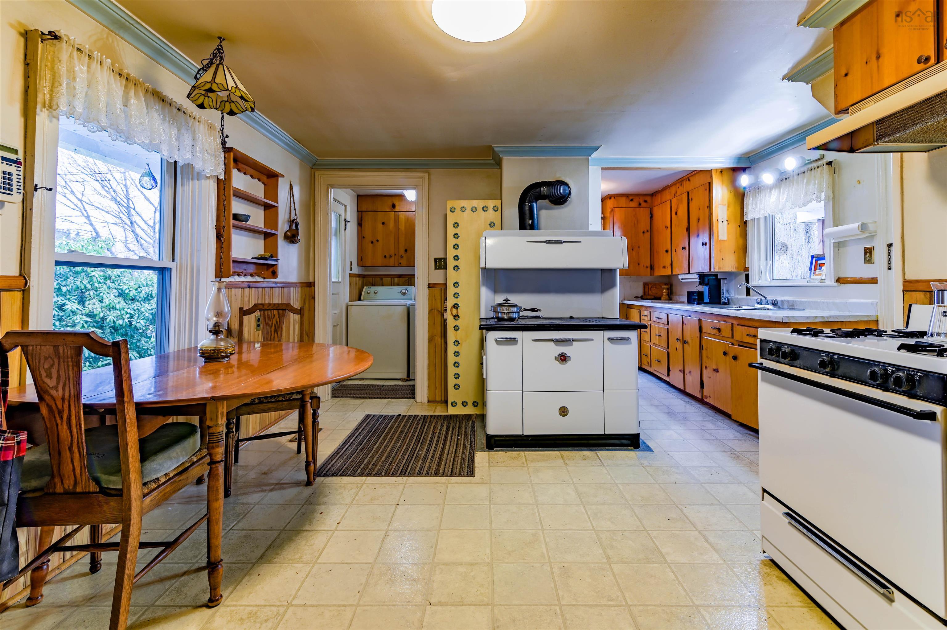 $495,000.00: 6624 Highway 221 Lakeville NS, Lakeville