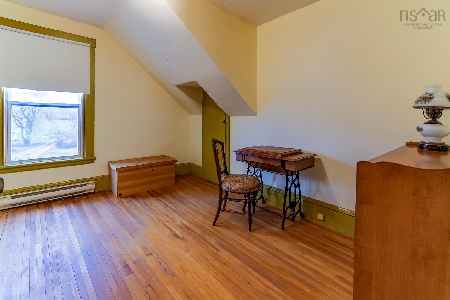 $495,000.00: 6624 Highway 221 Lakeville NS, Lakeville