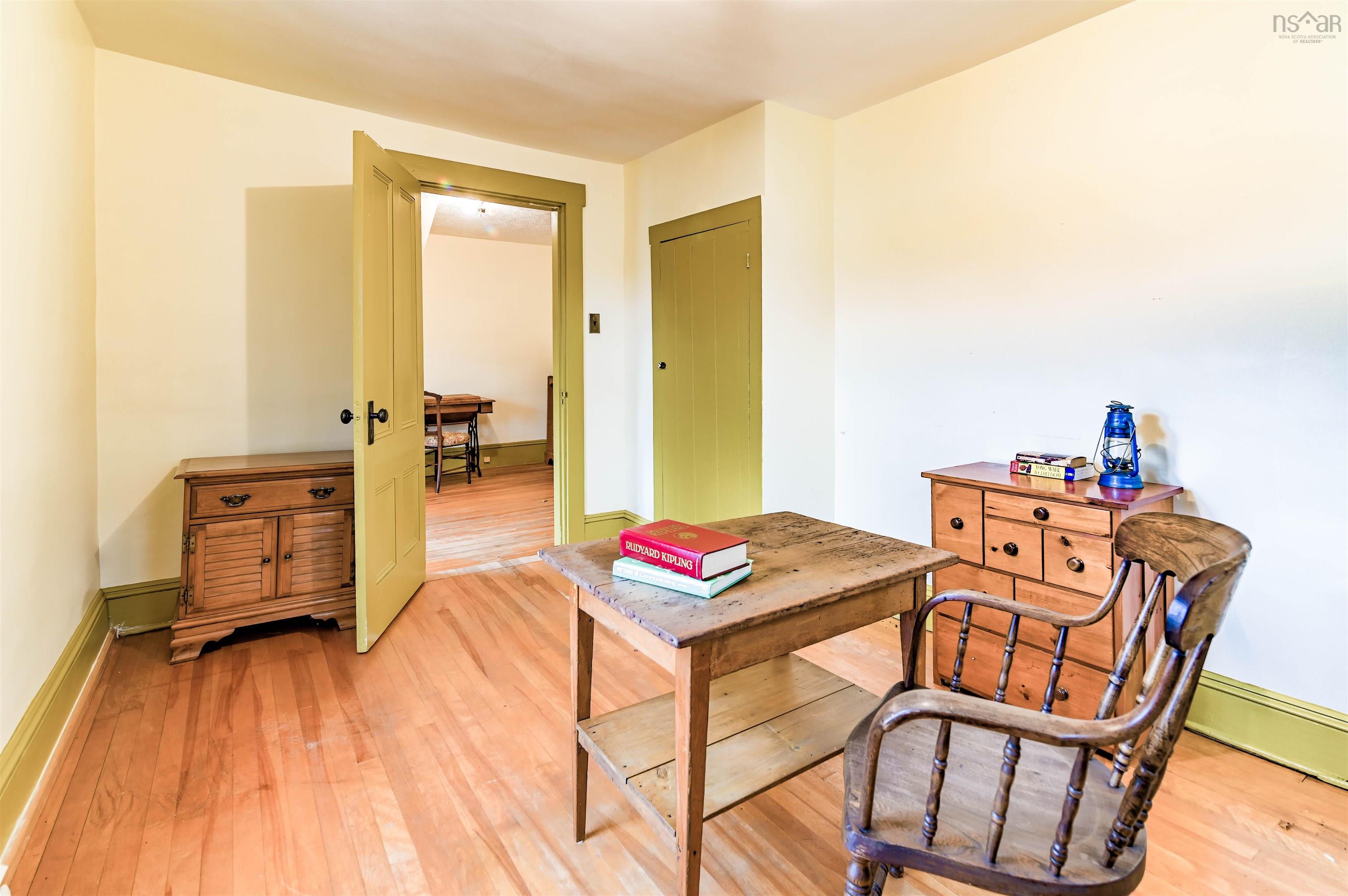 $495,000.00: 6624 Highway 221 Lakeville NS, Lakeville