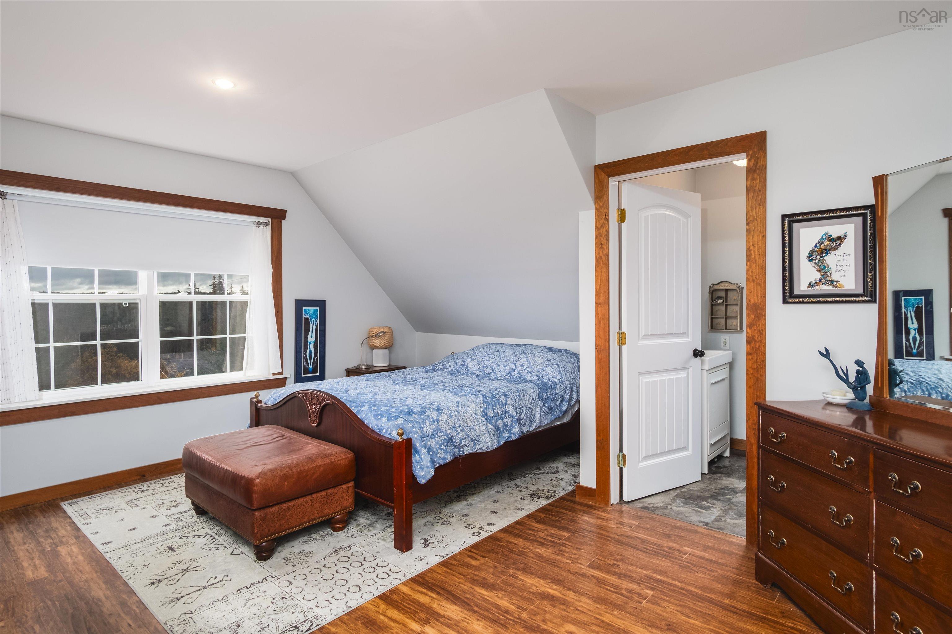 $330,000.00: 10198 Grenville Street, St. Peter