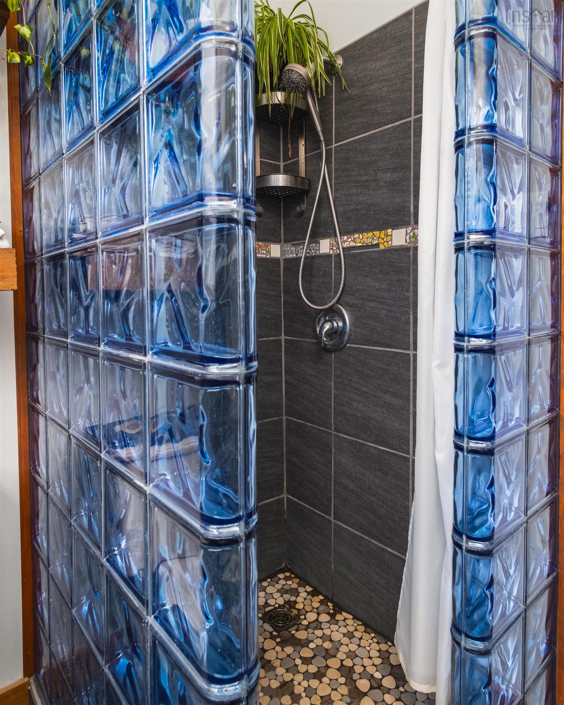 $330,000.00: 10198 Grenville Street, St. Peter