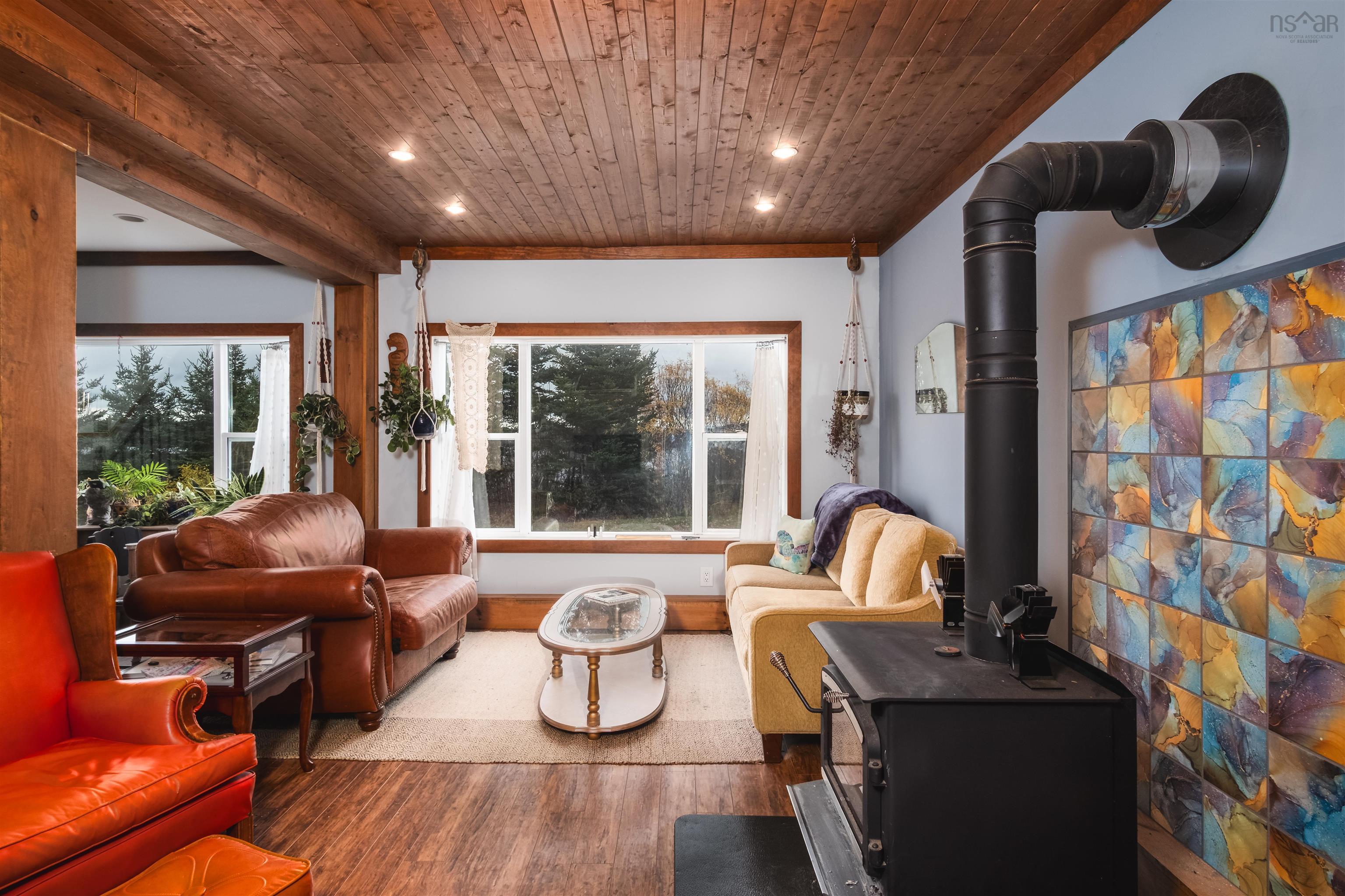 $330,000.00: 10198 Grenville Street, St. Peter