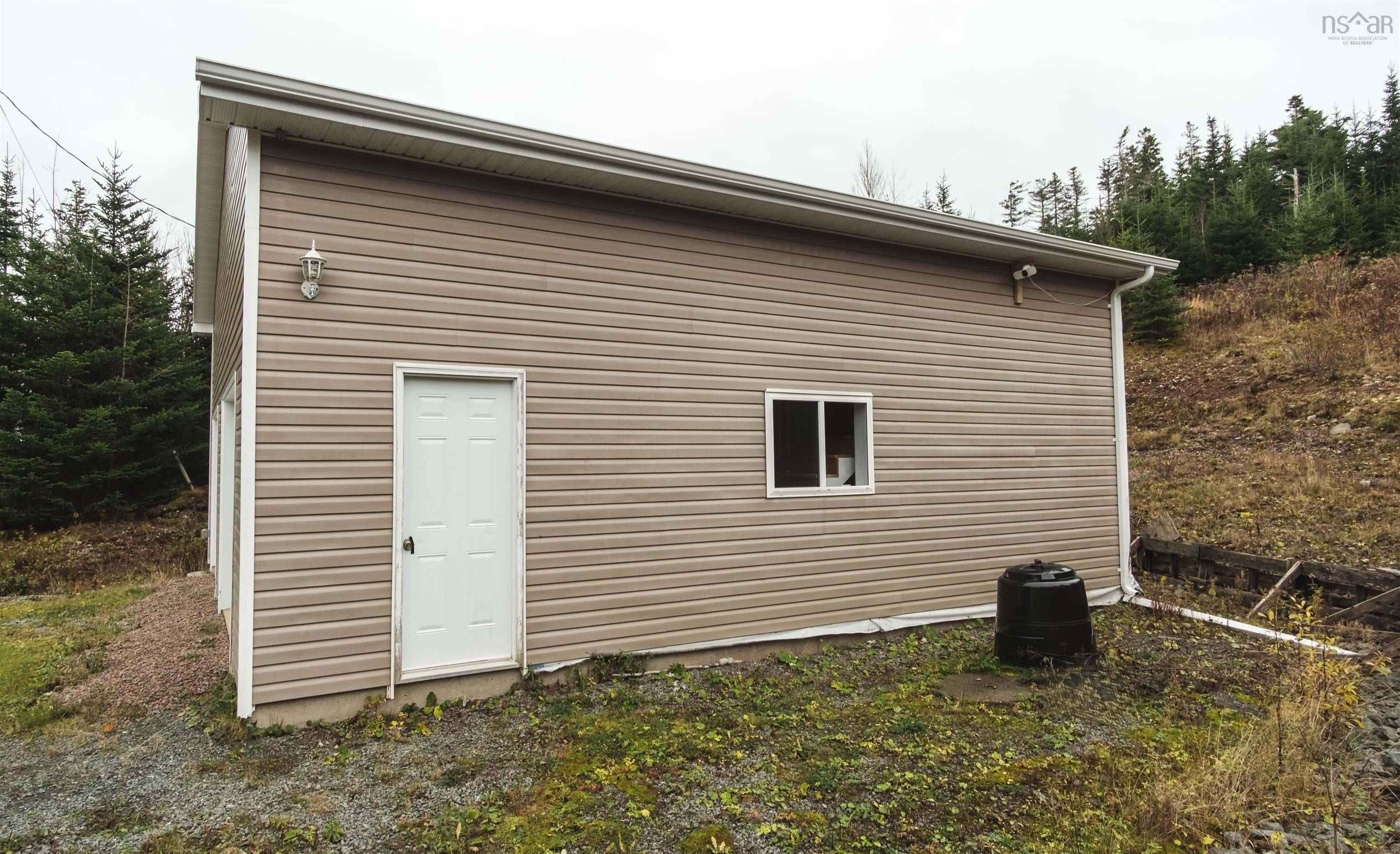 $330,000.00: 10198 Grenville Street, St. Peter