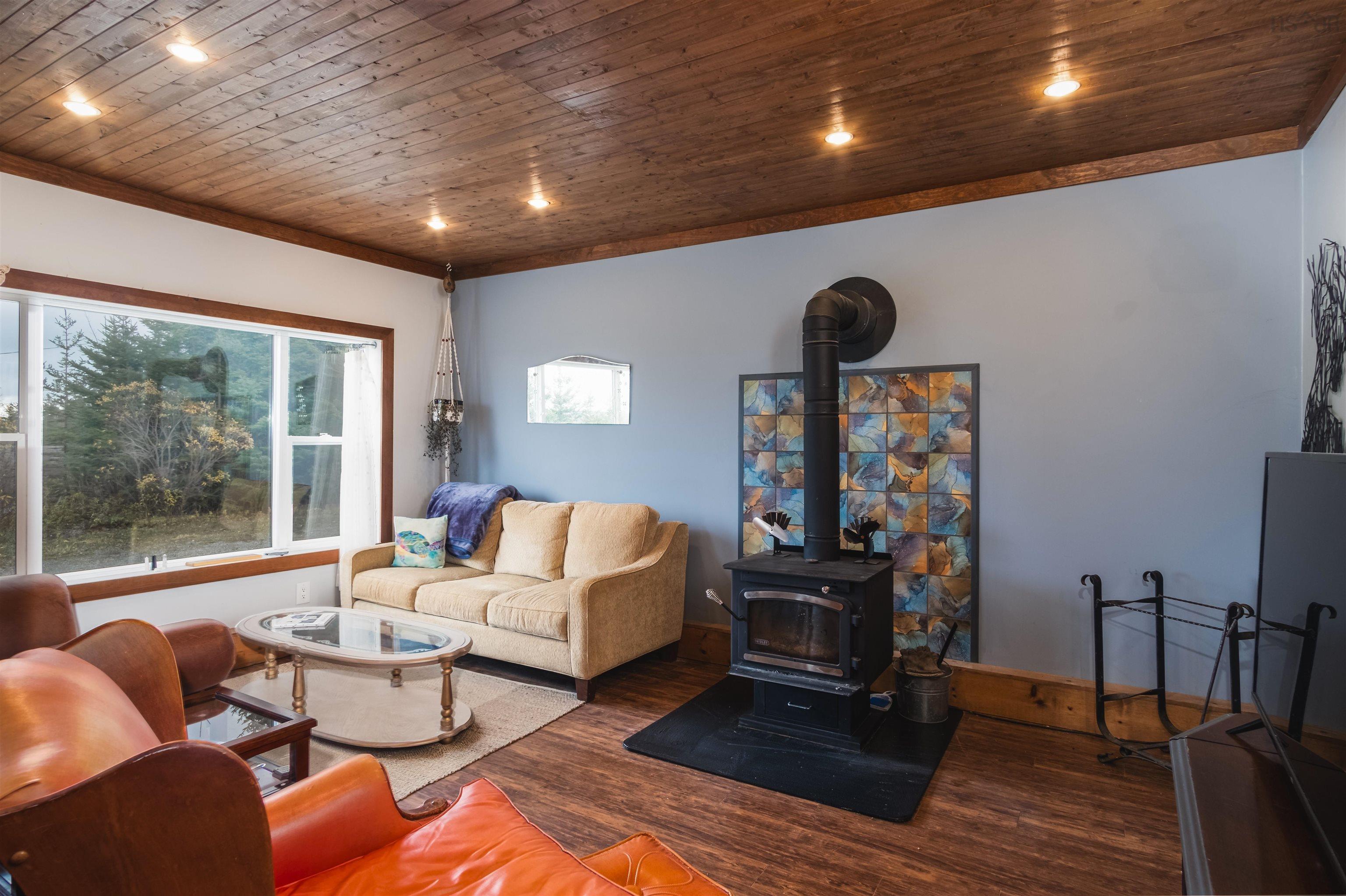 $330,000.00: 10198 Grenville Street, St. Peter