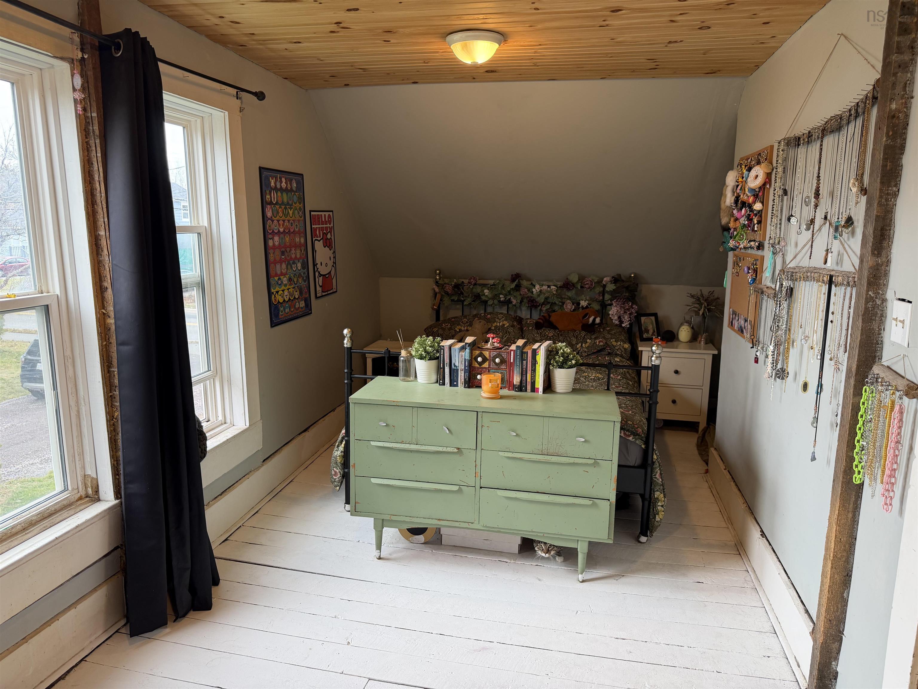 $189,900.00: 2149 Cowan Street, Westville