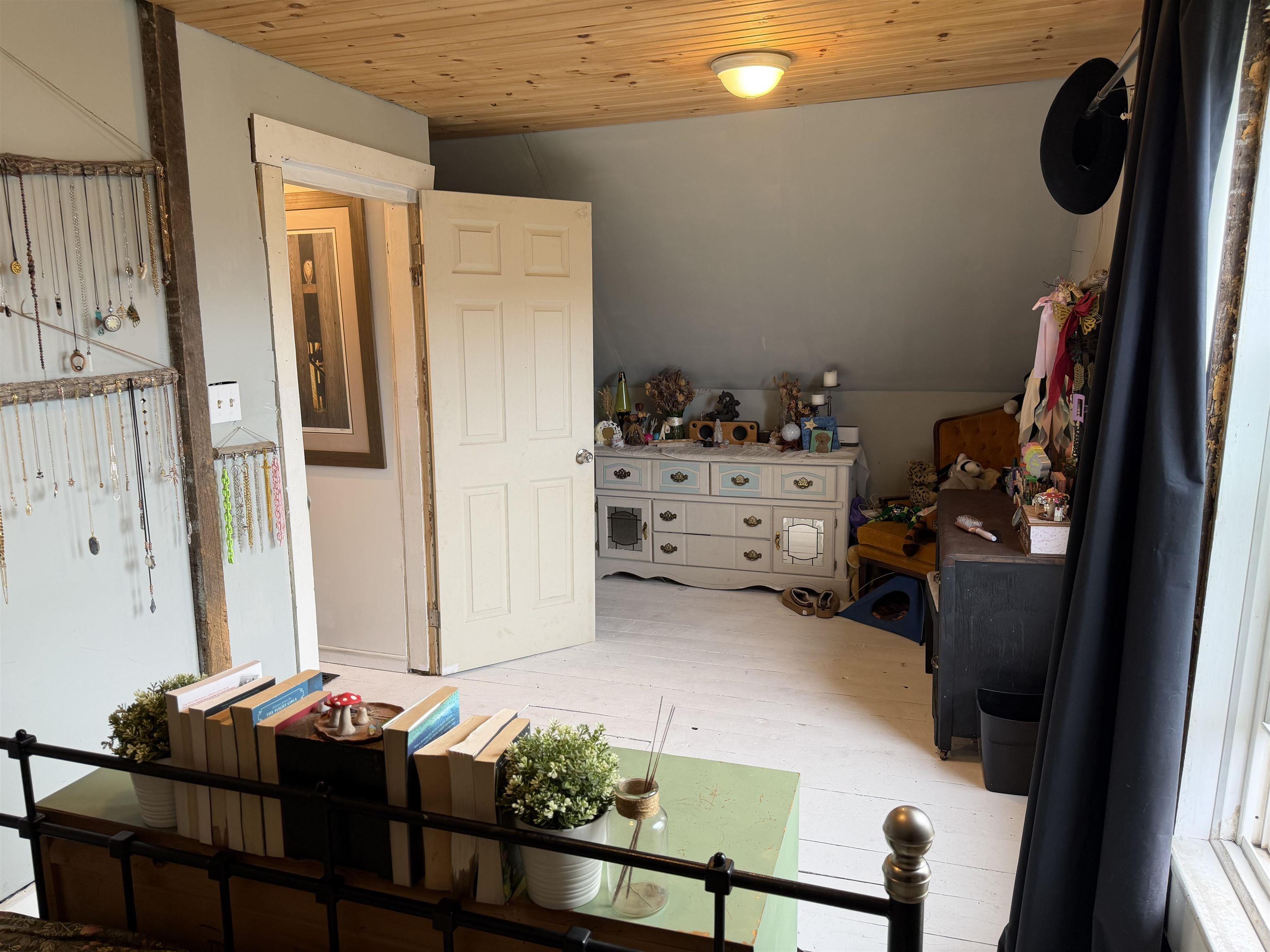 $189,900.00: 2149 Cowan Street, Westville