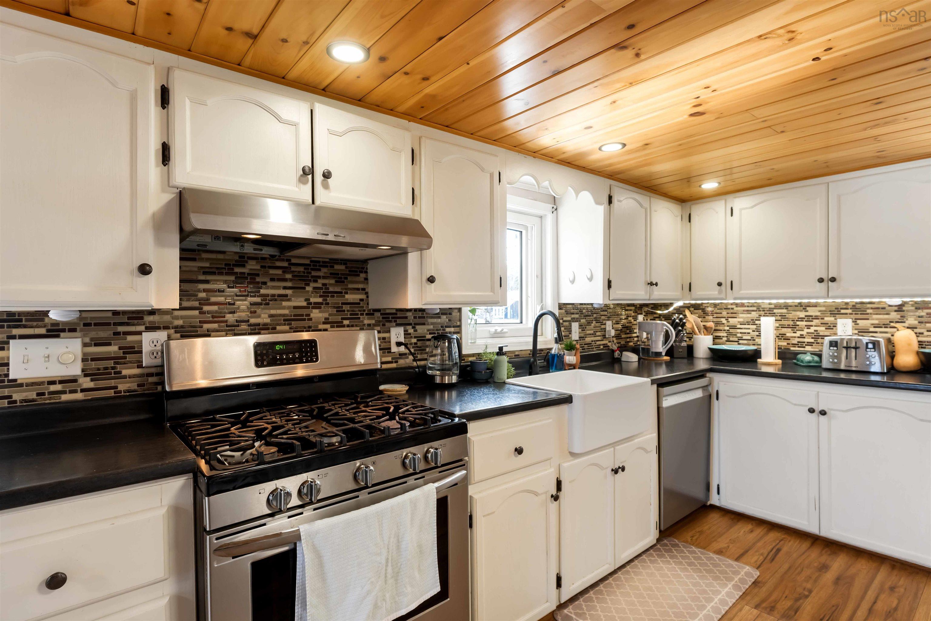 $355,000.00: 1028 Culloden Road, Mount Pleasant