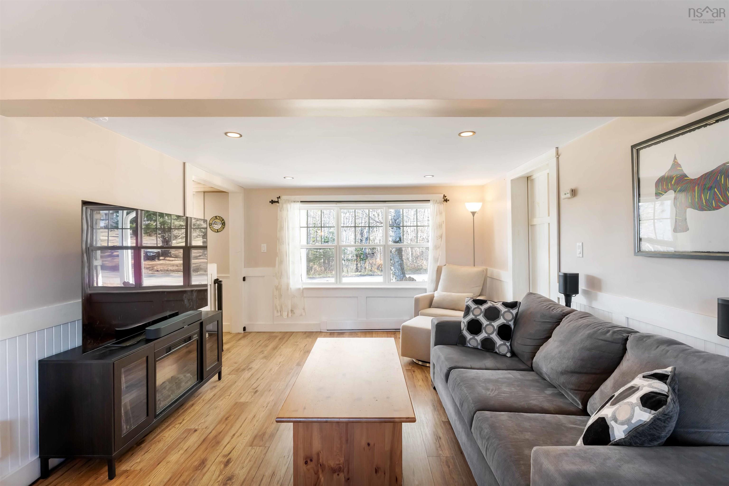 $355,000.00: 1028 Culloden Road, Mount Pleasant