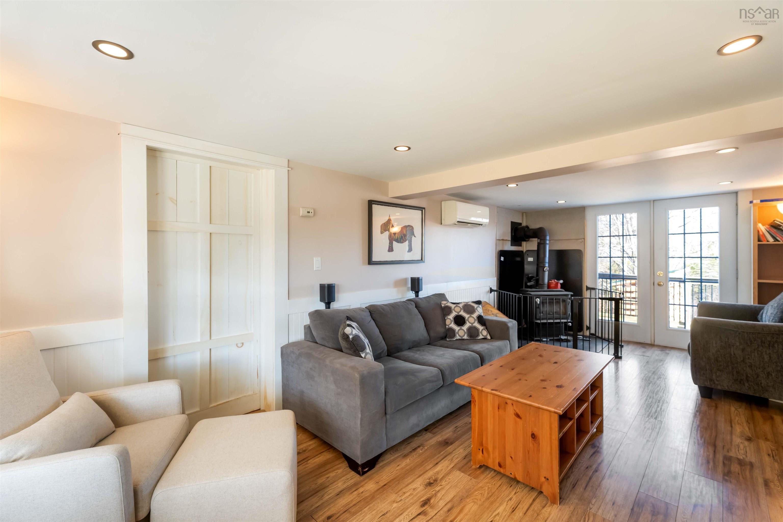 $355,000.00: 1028 Culloden Road, Mount Pleasant