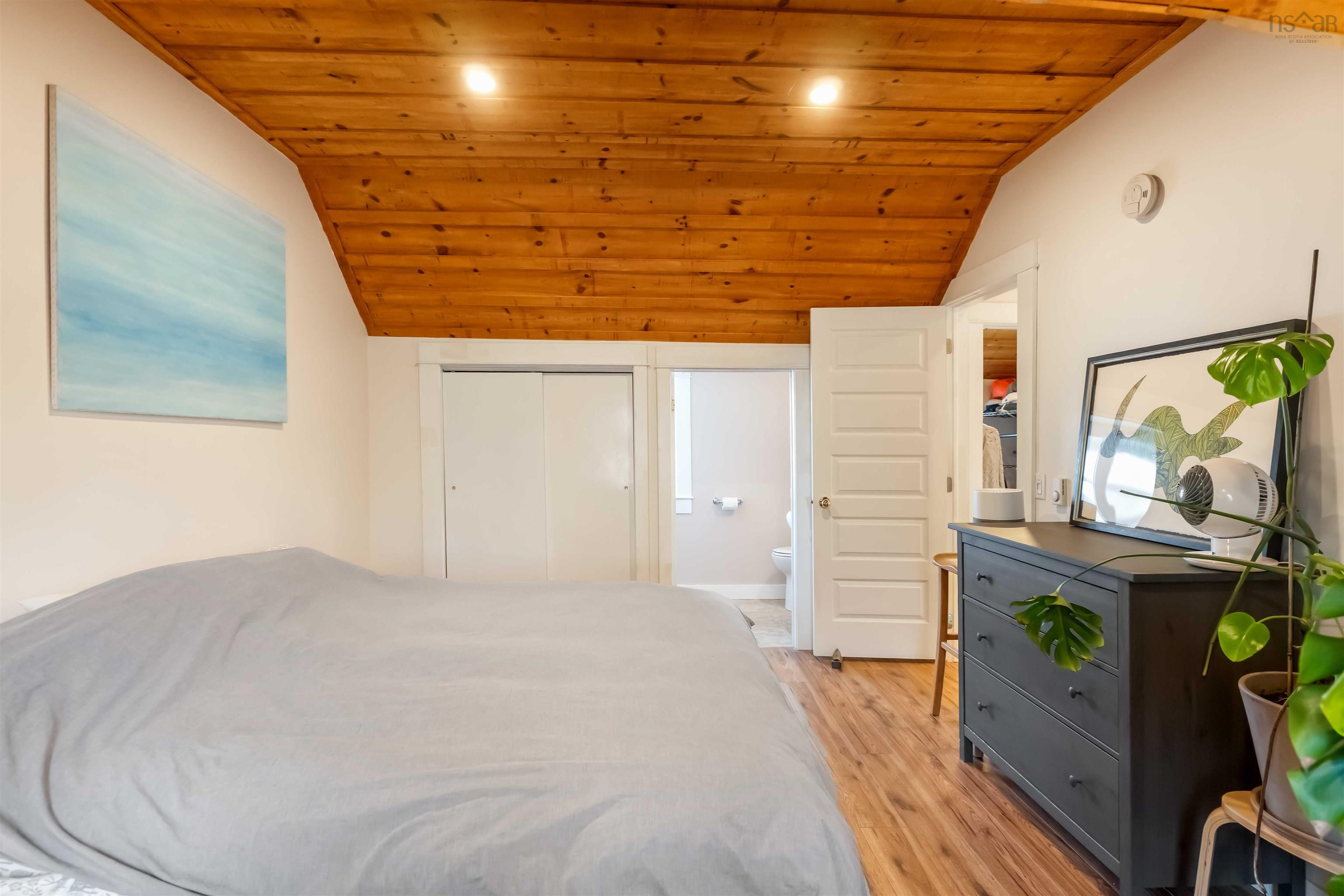 $355,000.00: 1028 Culloden Road, Mount Pleasant