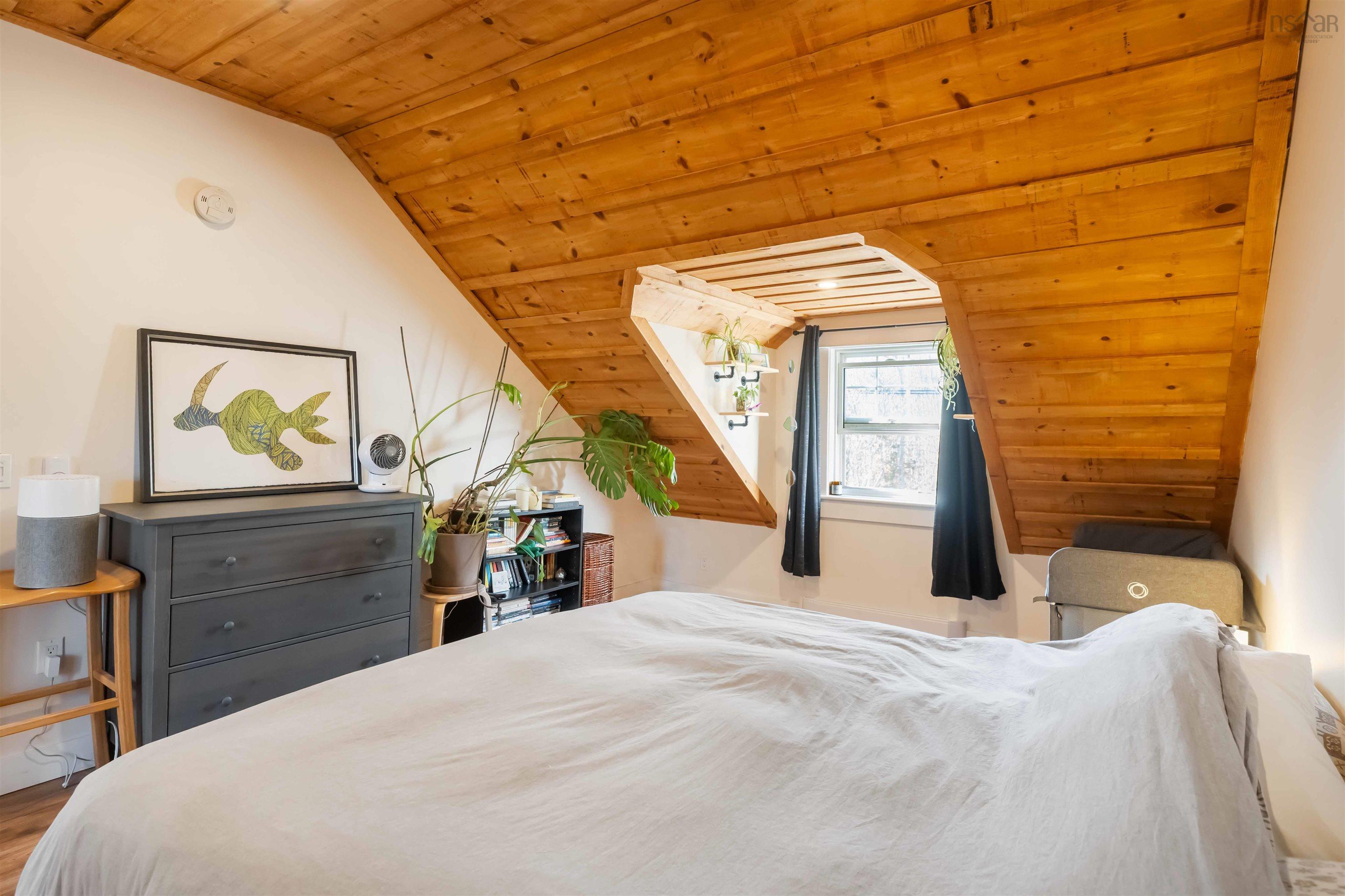 $355,000.00: 1028 Culloden Road, Mount Pleasant