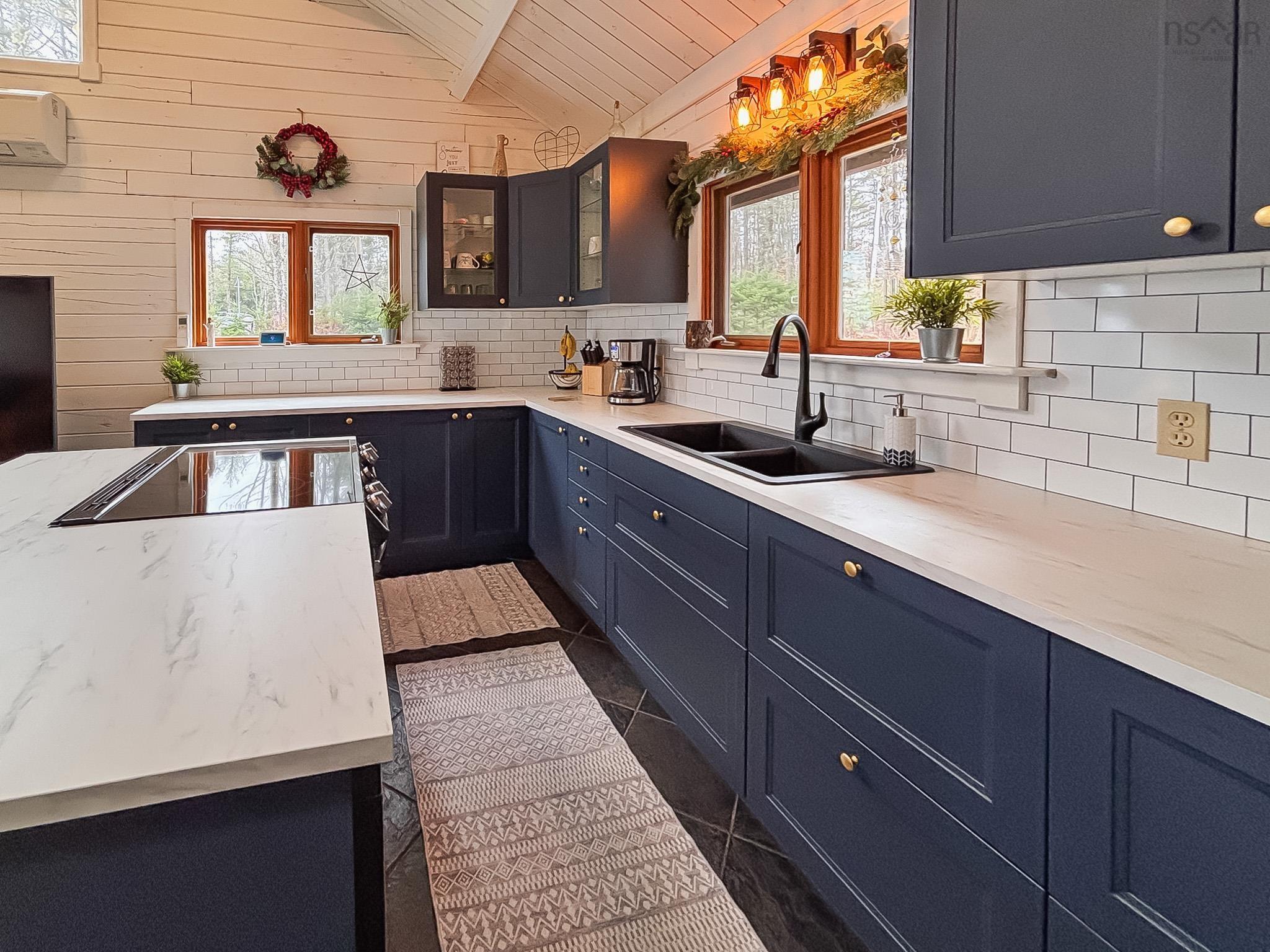 $599,000.00: 25 Oakridge Lane, East Clifford