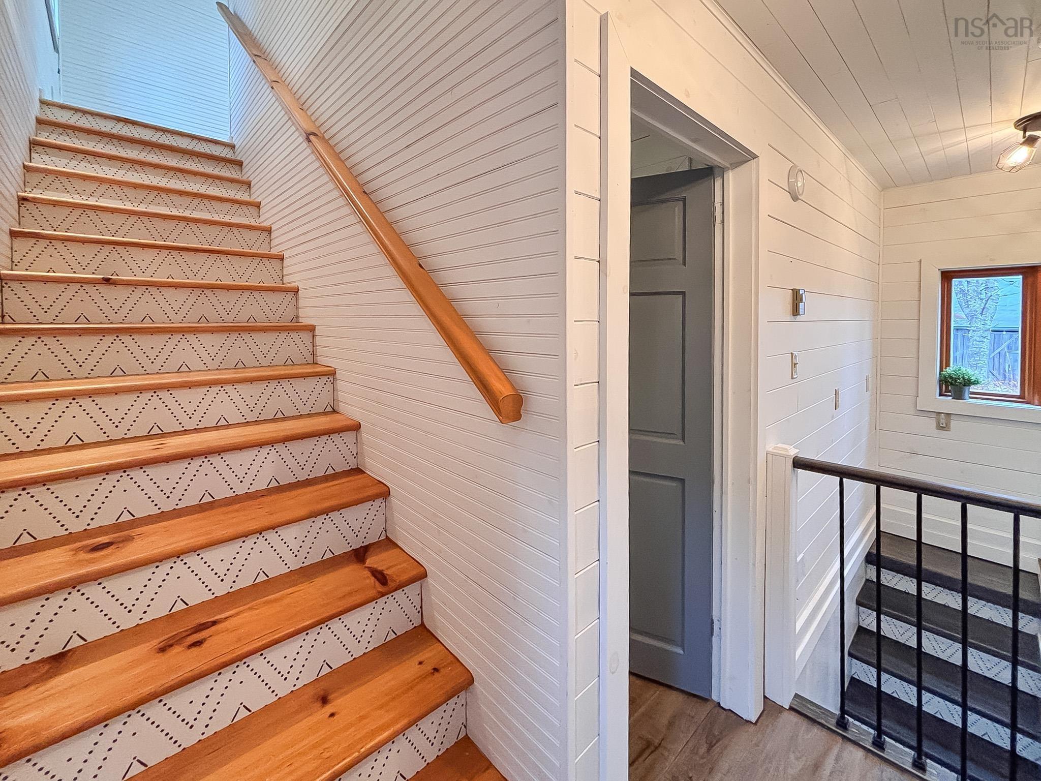 $599,000.00: 25 Oakridge Lane, East Clifford