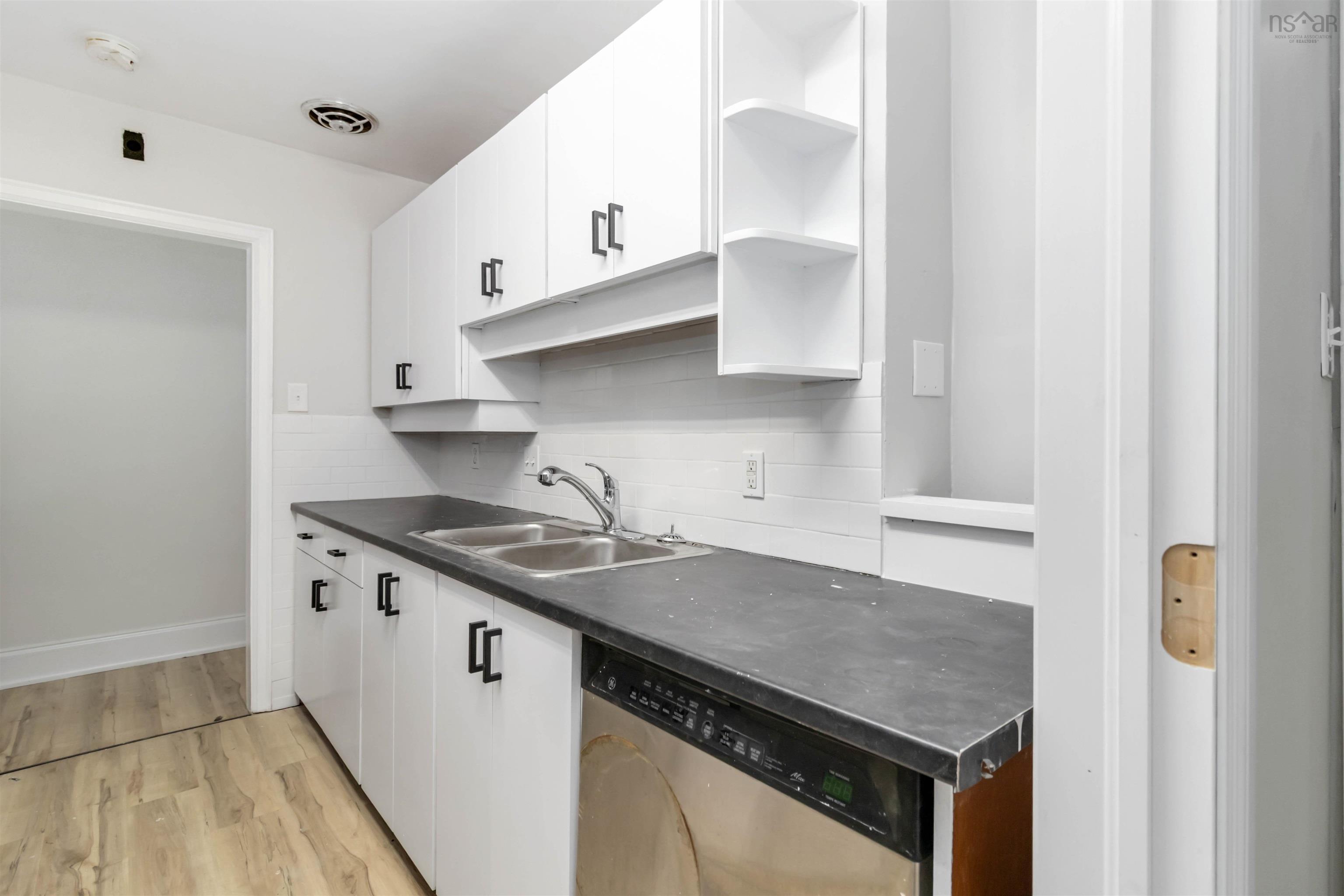 2795 Joseph Howe Drive, Halifax, NS (MLS 202528565)