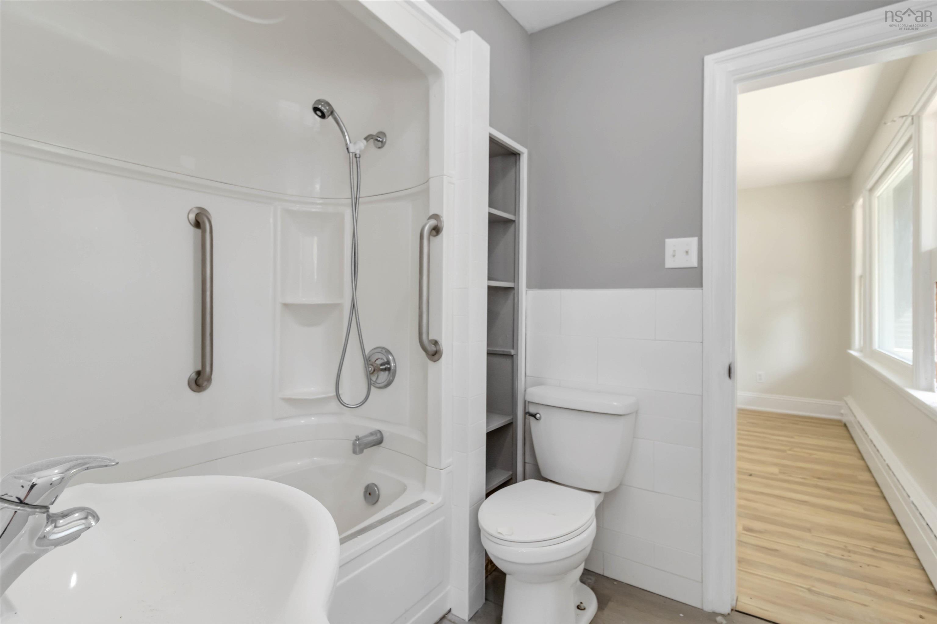 2795 Joseph Howe Drive, Halifax, NS (MLS 202528565)