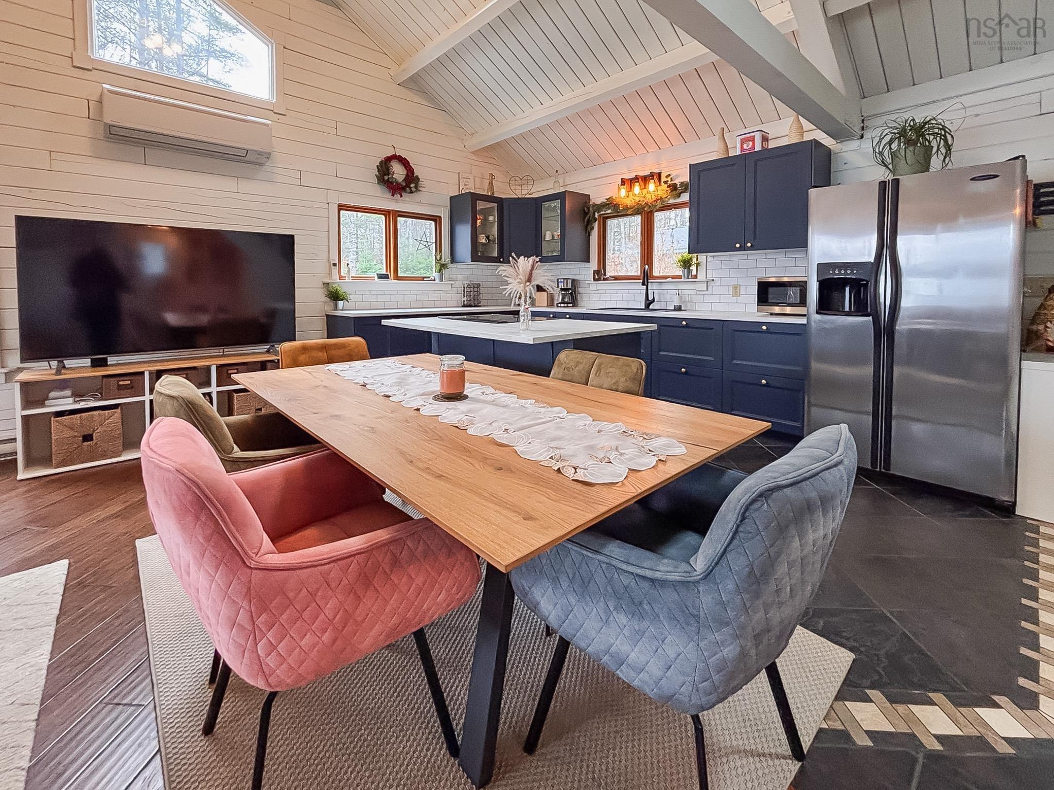 $599,000.00: 25 Oakridge Lane, East Clifford