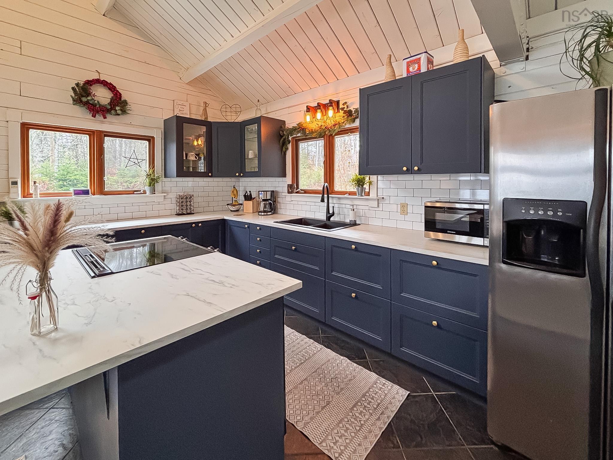 $599,000.00: 25 Oakridge Lane, East Clifford