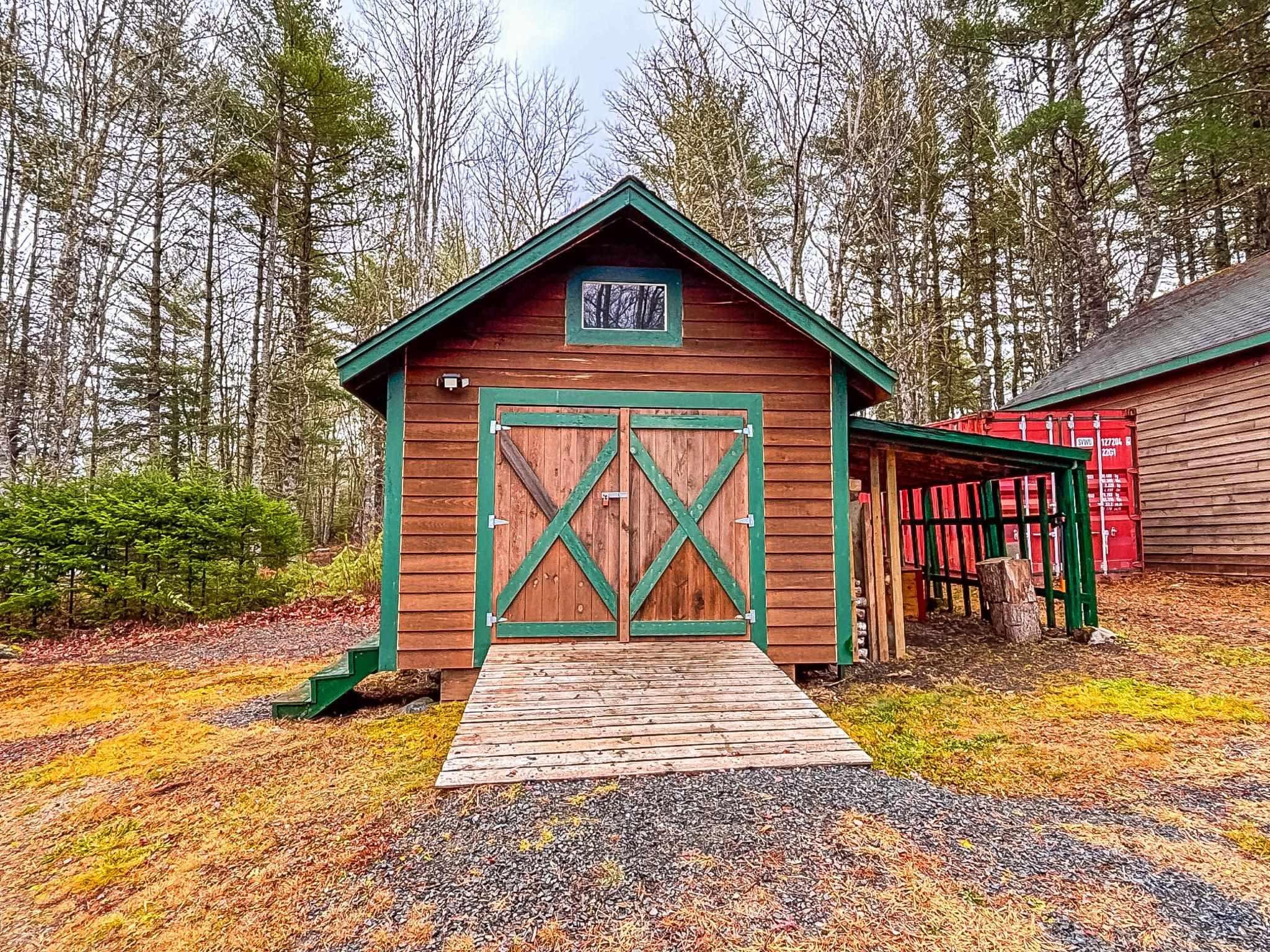 $599,000.00: 25 Oakridge Lane, East Clifford