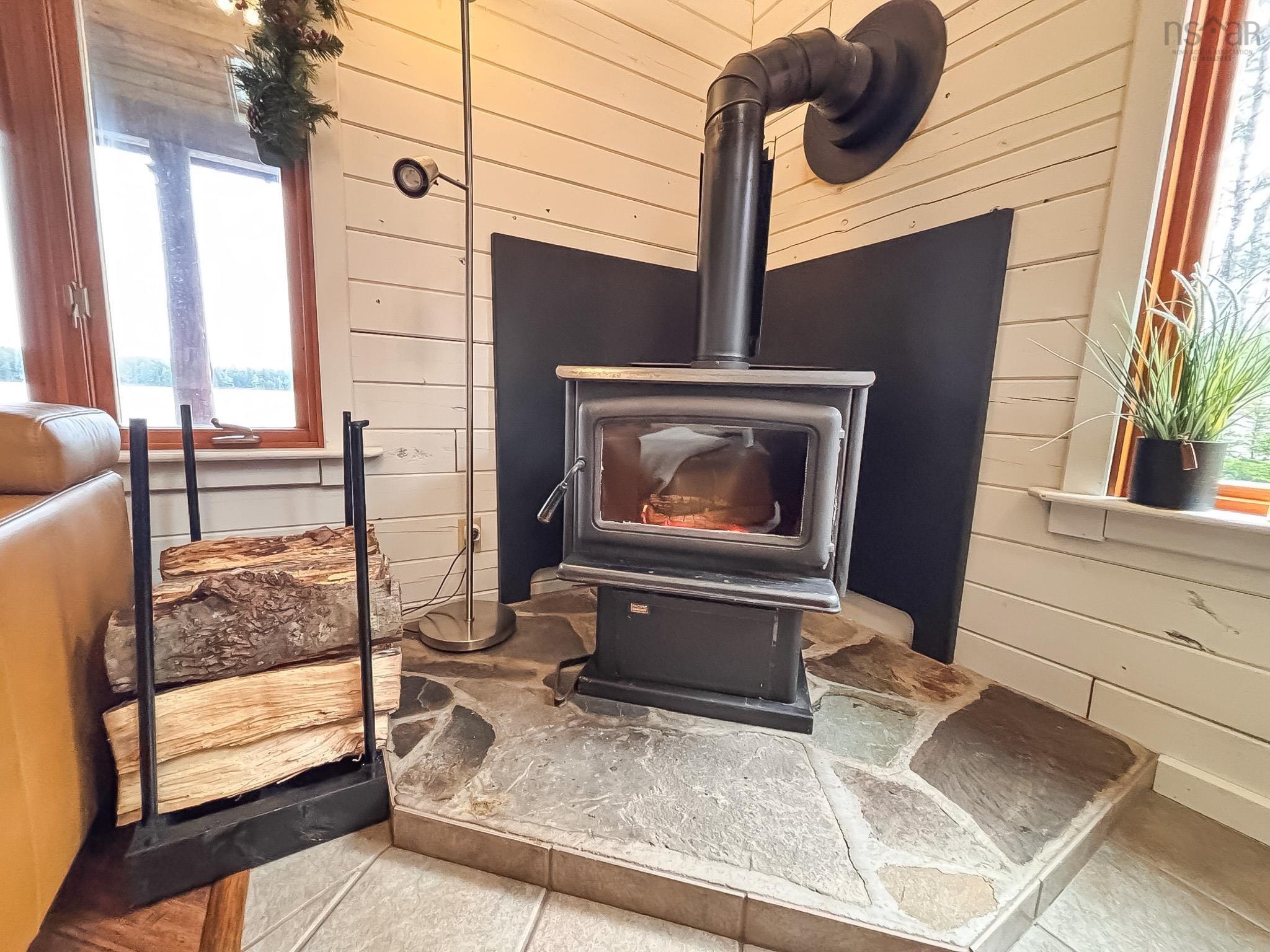 $599,000.00: 25 Oakridge Lane, East Clifford