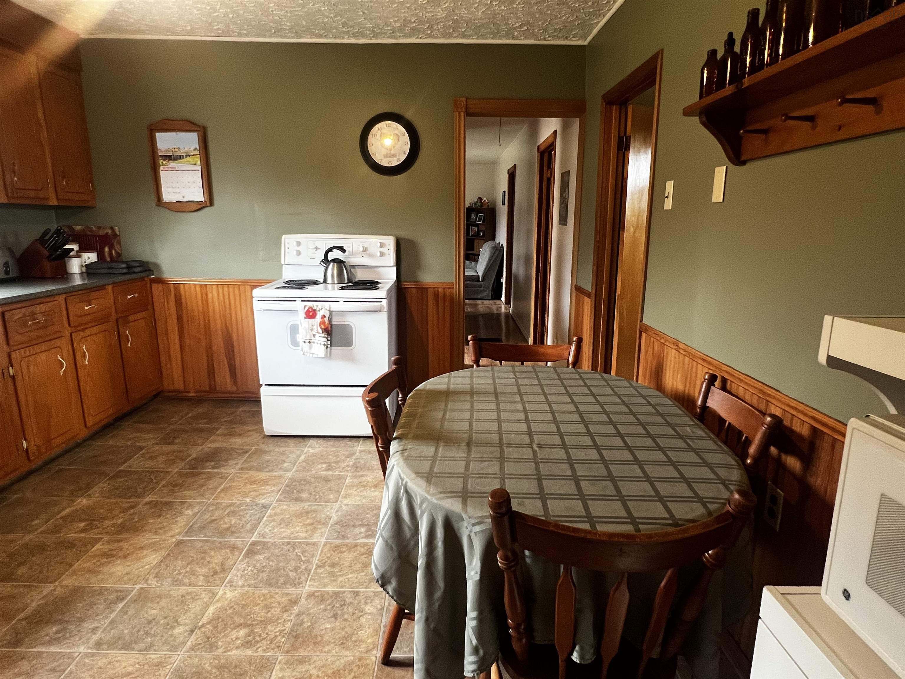 $249,000.00: 13611 316 Highway, Isaacs Harbour North