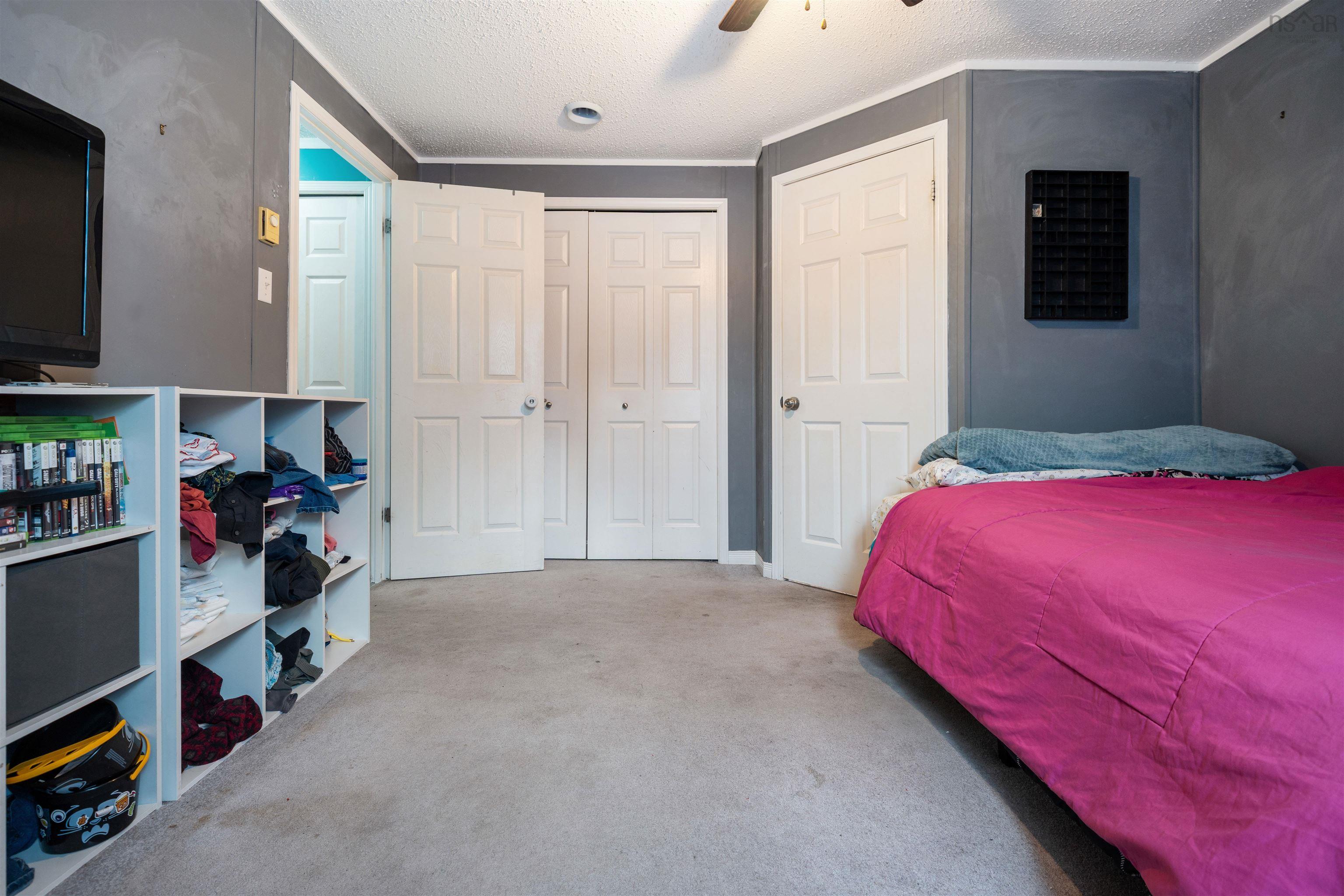 $249,900.00: 4307 South River Road, Williams Point