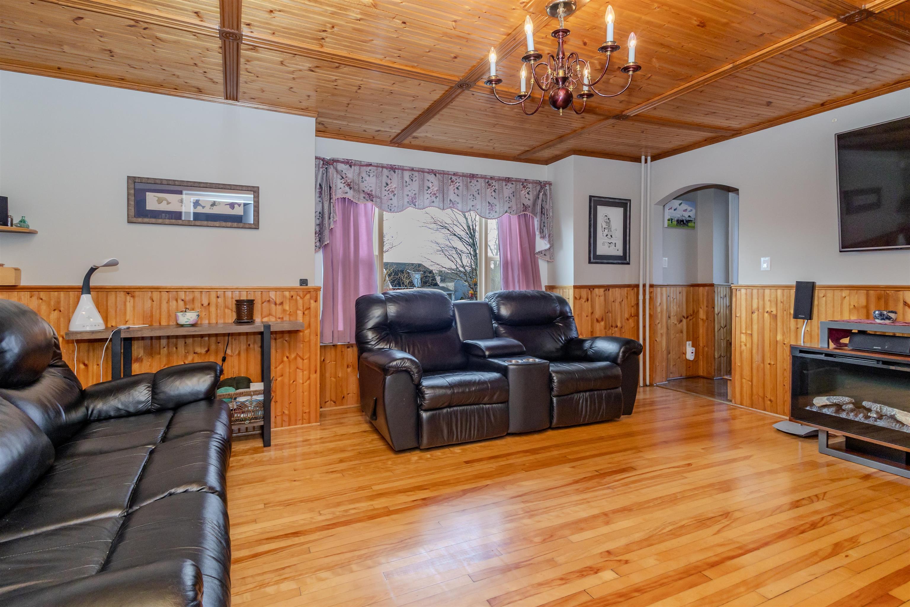 $349,900.00: 340 King Edward Street, Glace Bay