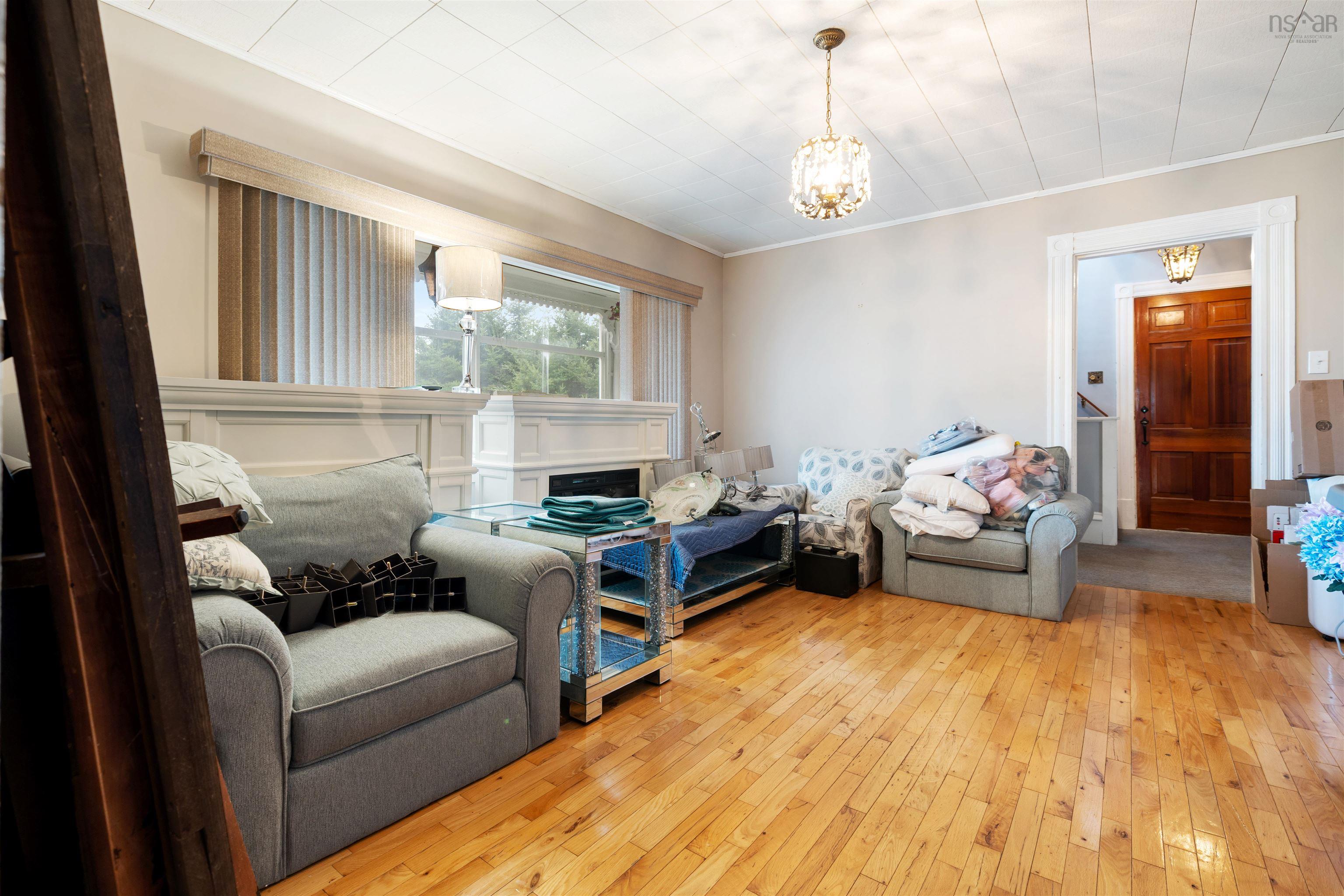 $369,900.00: 8 Dufferin Mines Road, Port Dufferin