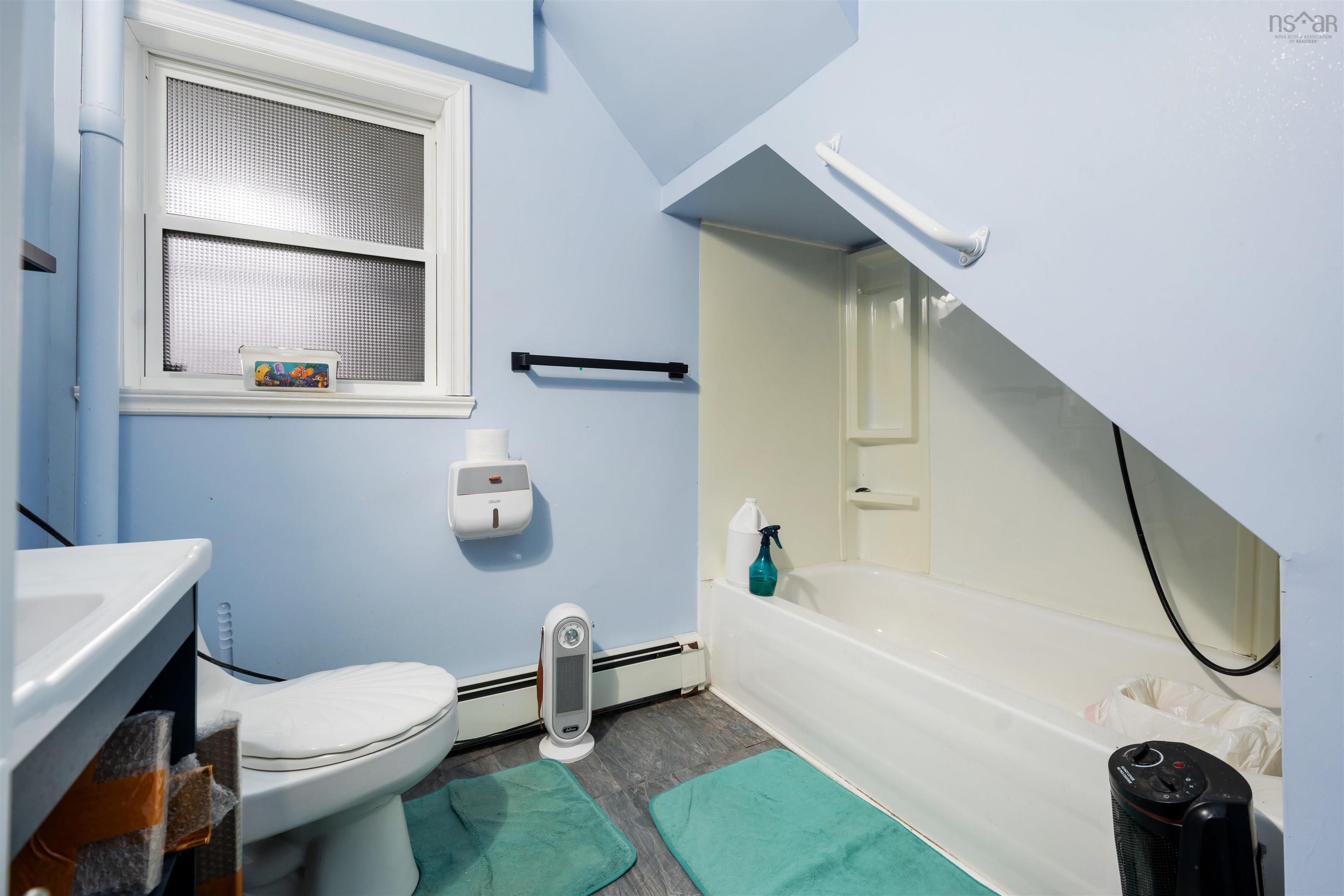 $369,900.00: 8 Dufferin Mines Road, Port Dufferin