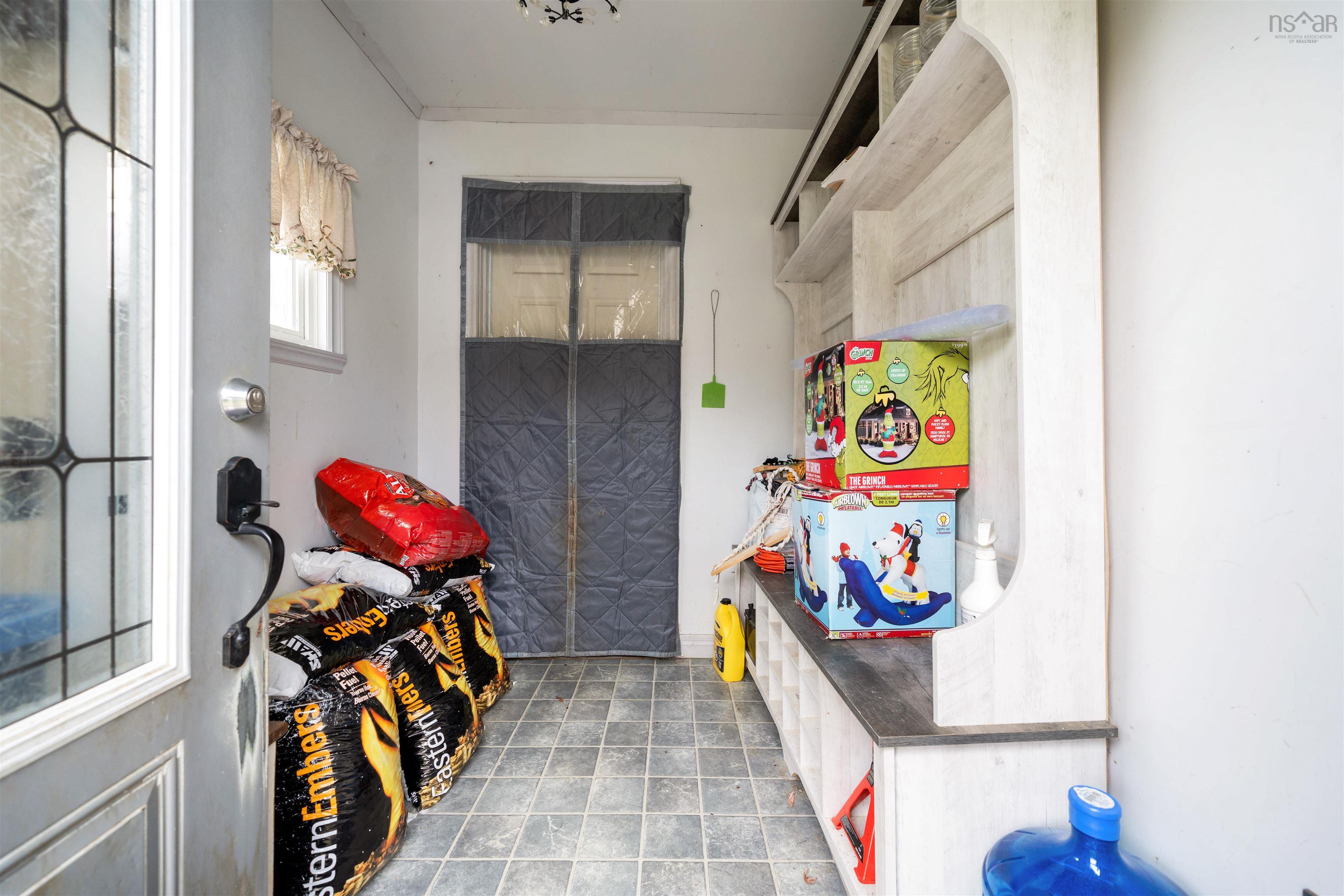 $369,900.00: 8 Dufferin Mines Road, Port Dufferin