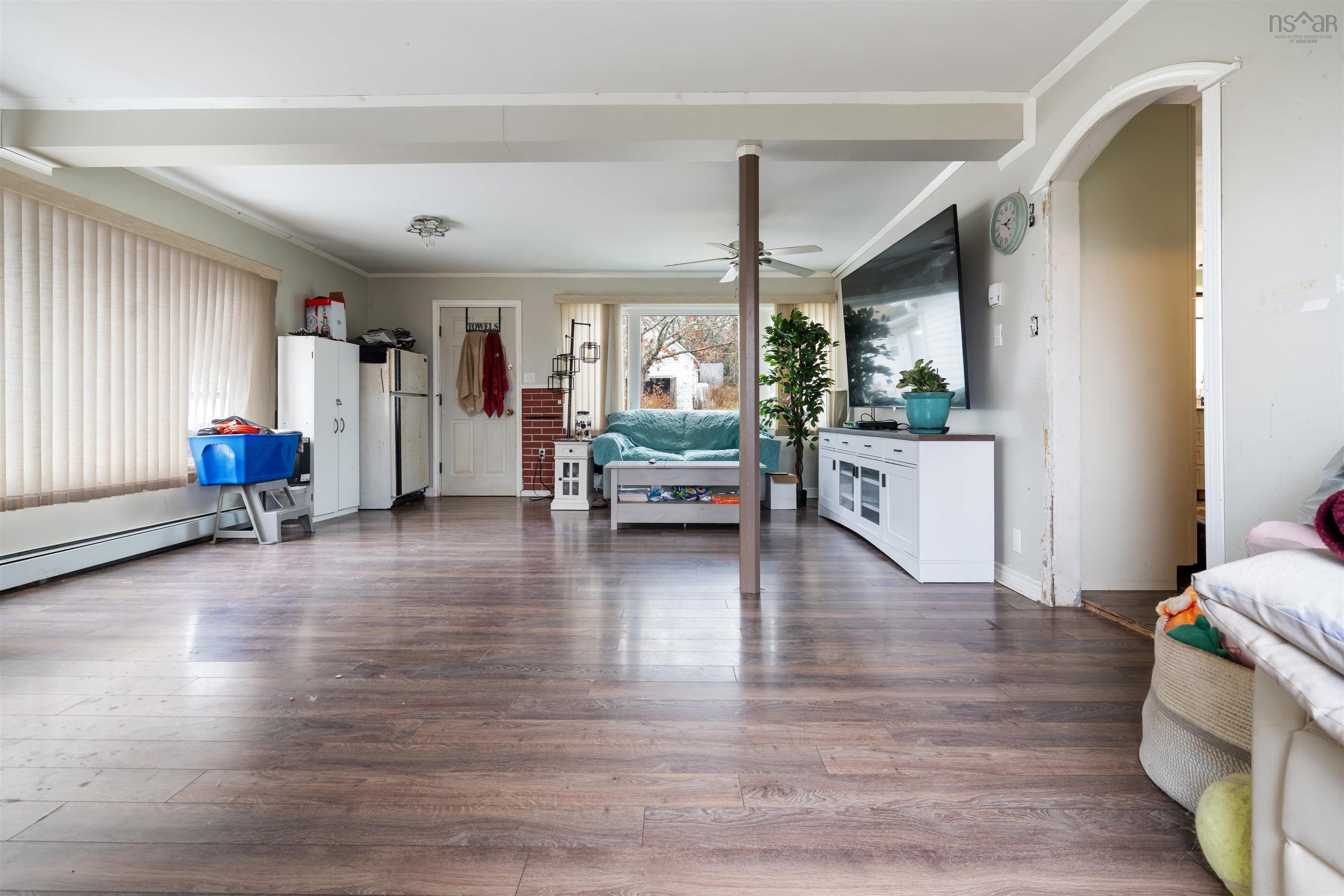 $369,900.00: 8 Dufferin Mines Road, Port Dufferin