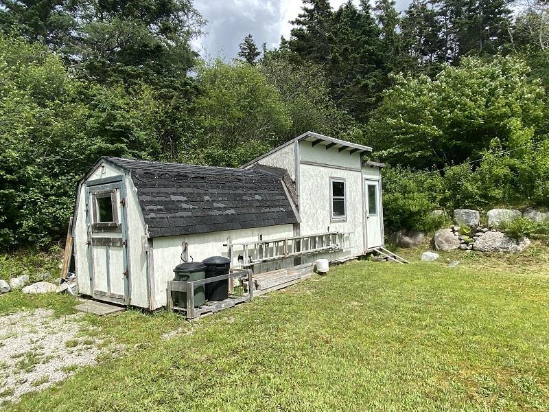 $275,000.00: 69 Old Post Road, Barrington