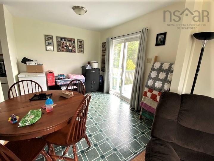 $275,000.00: 69 Old Post Road, Barrington