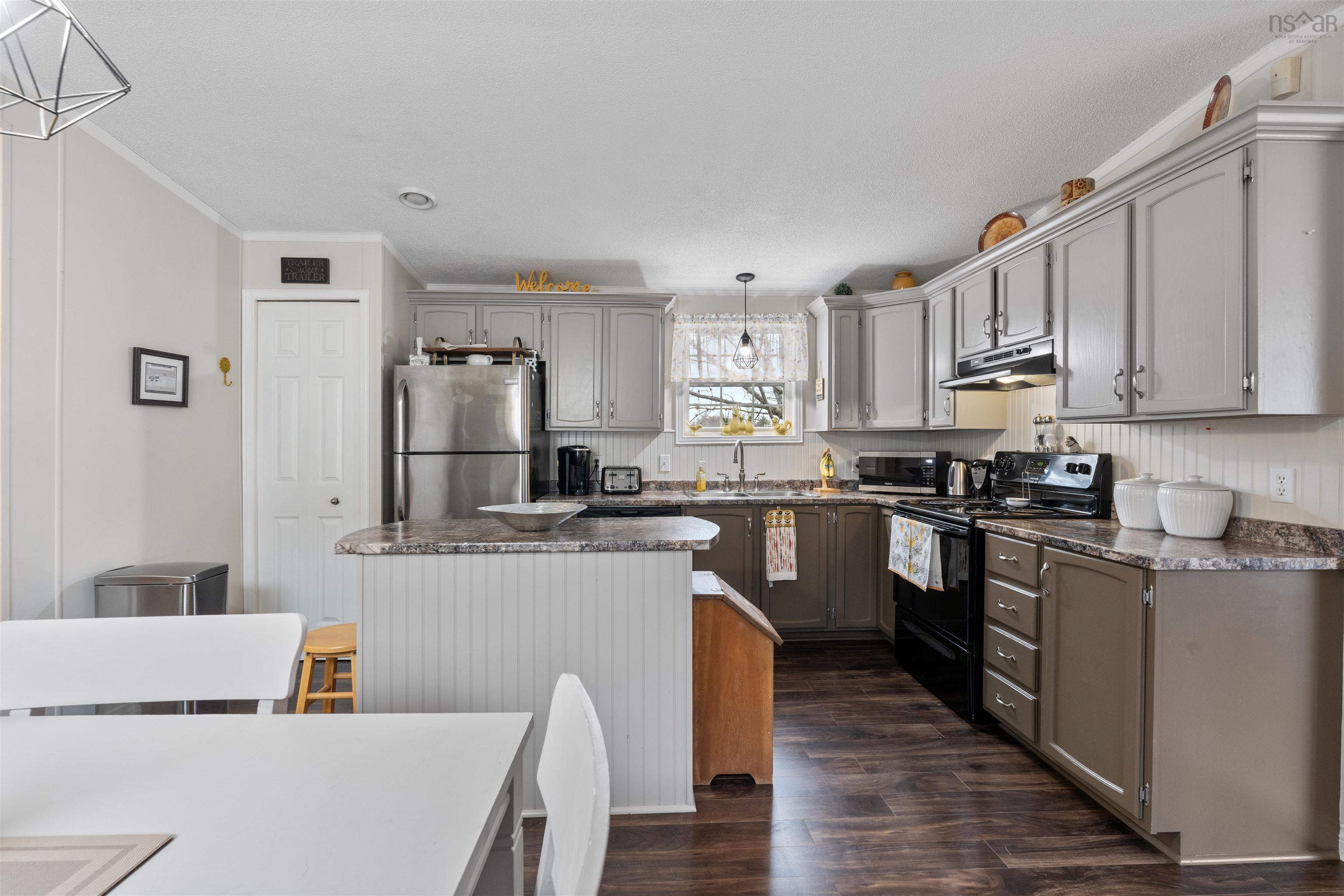 30 Stanley Street, Sackville, NS (MLS 202528590)