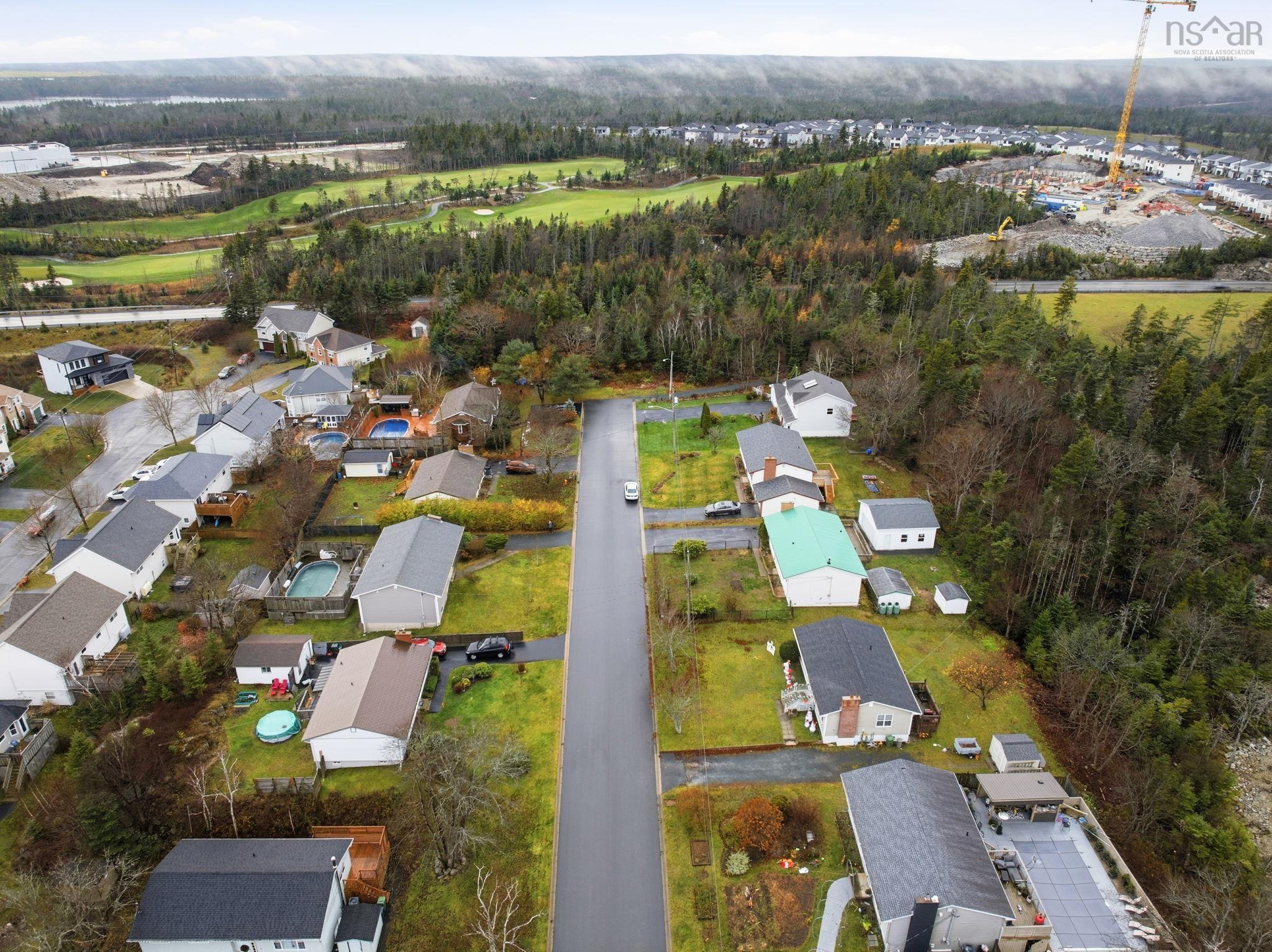 35 Maple Drive, Timberlea, NS (MLS 202528599)