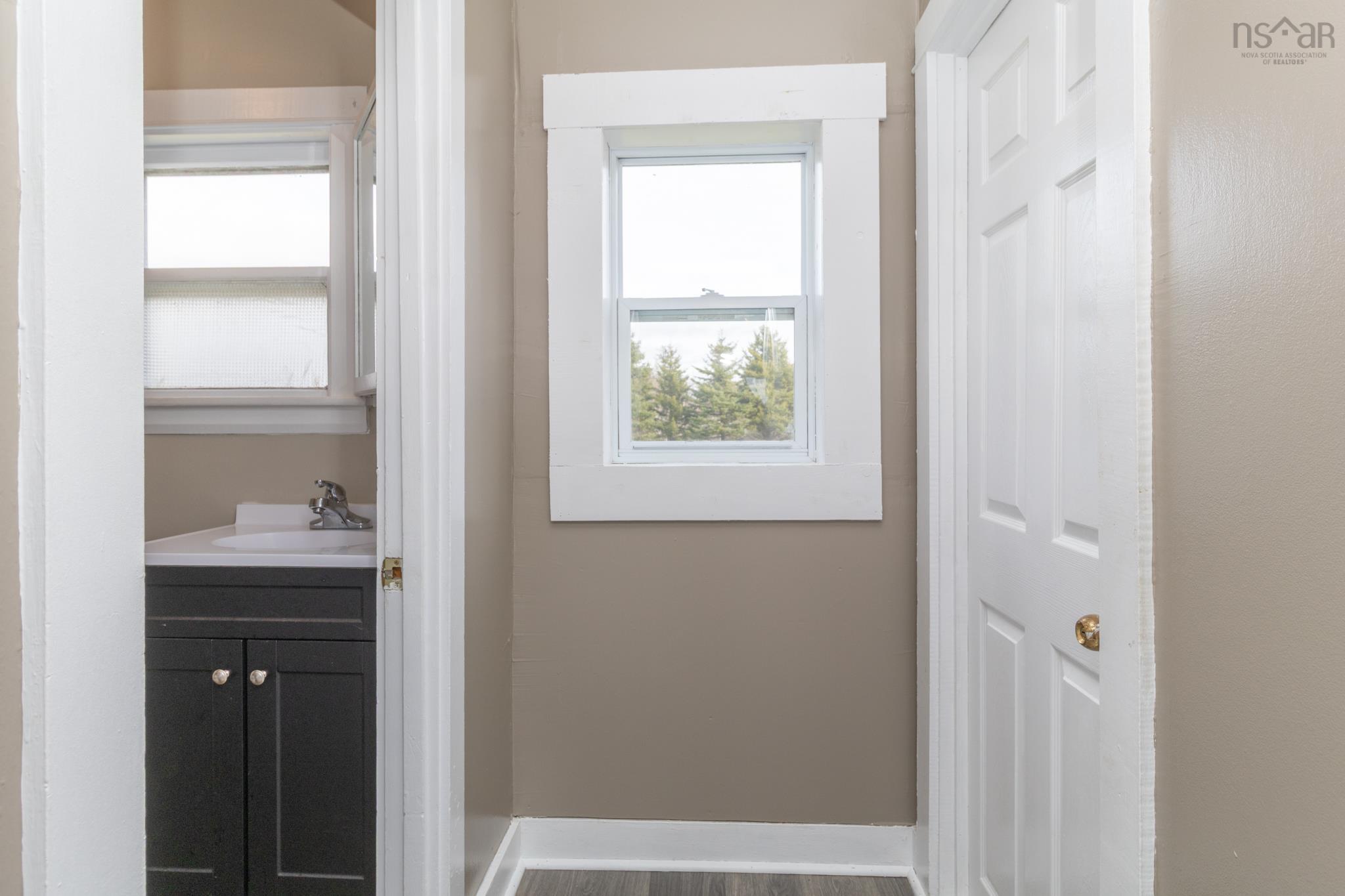 $189,000.00: 755 Saulnierville Road, Saulnierville Station