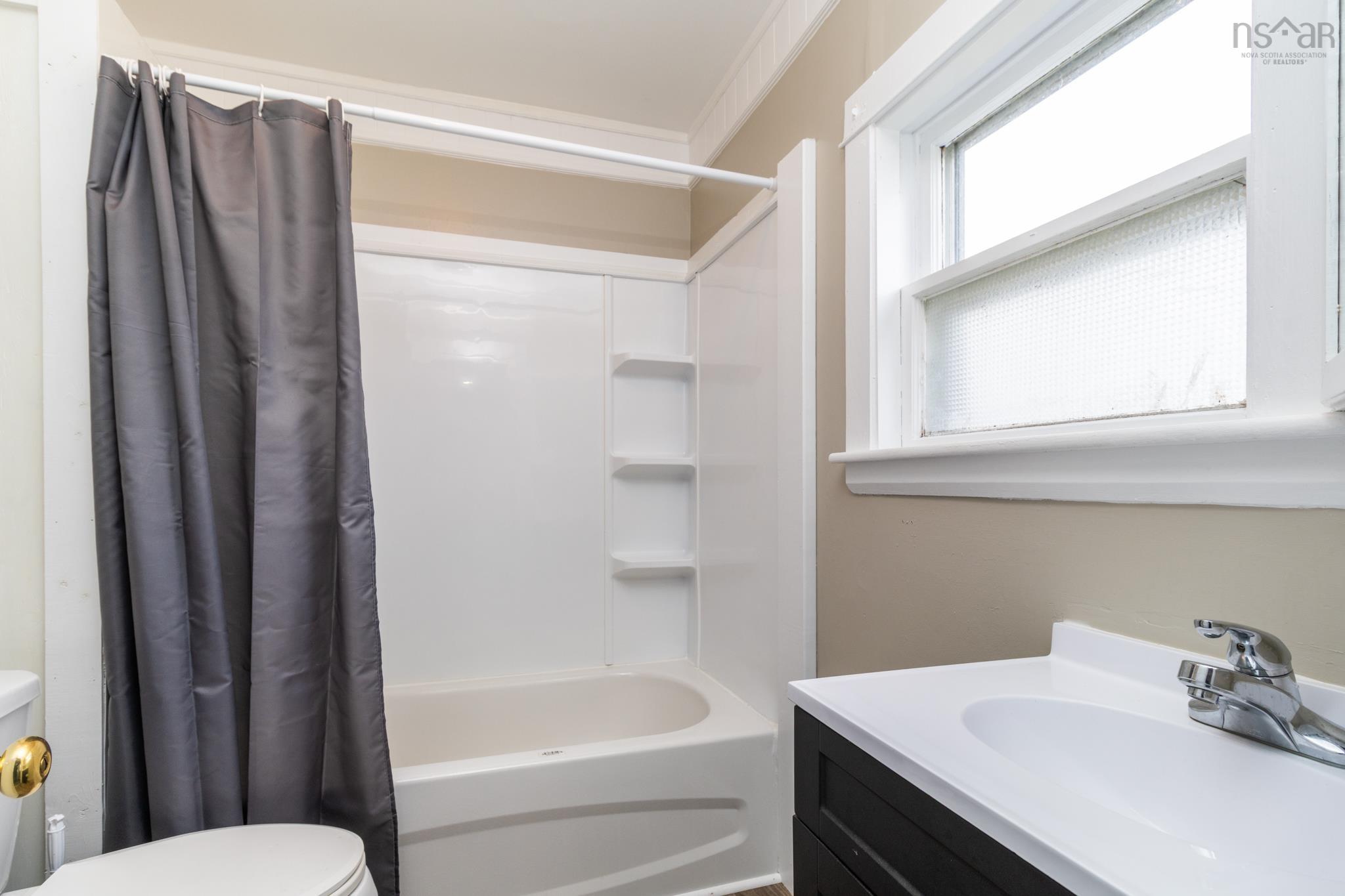 $189,000.00: 755 Saulnierville Road, Saulnierville Station