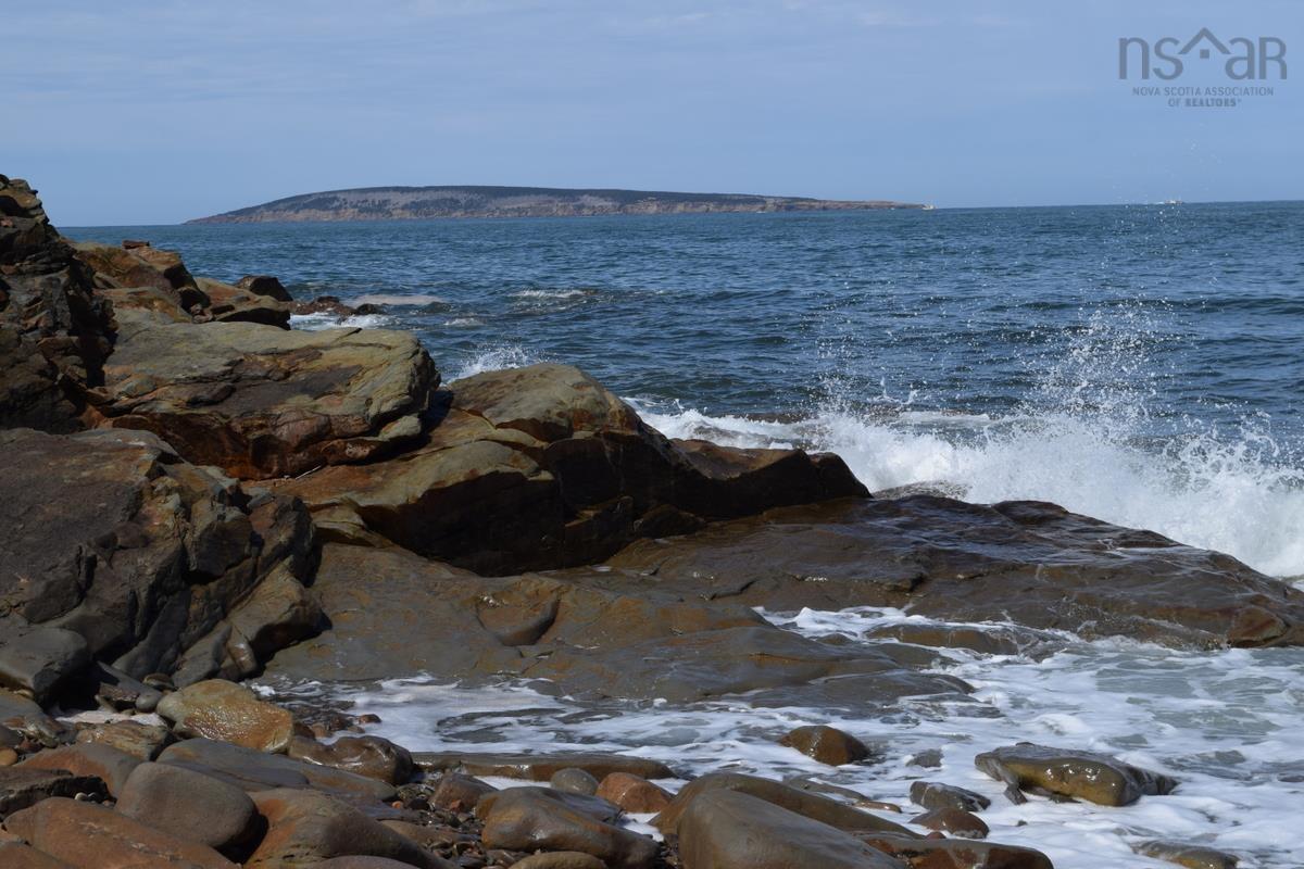 $350,000.00: Shore Road, St Rose