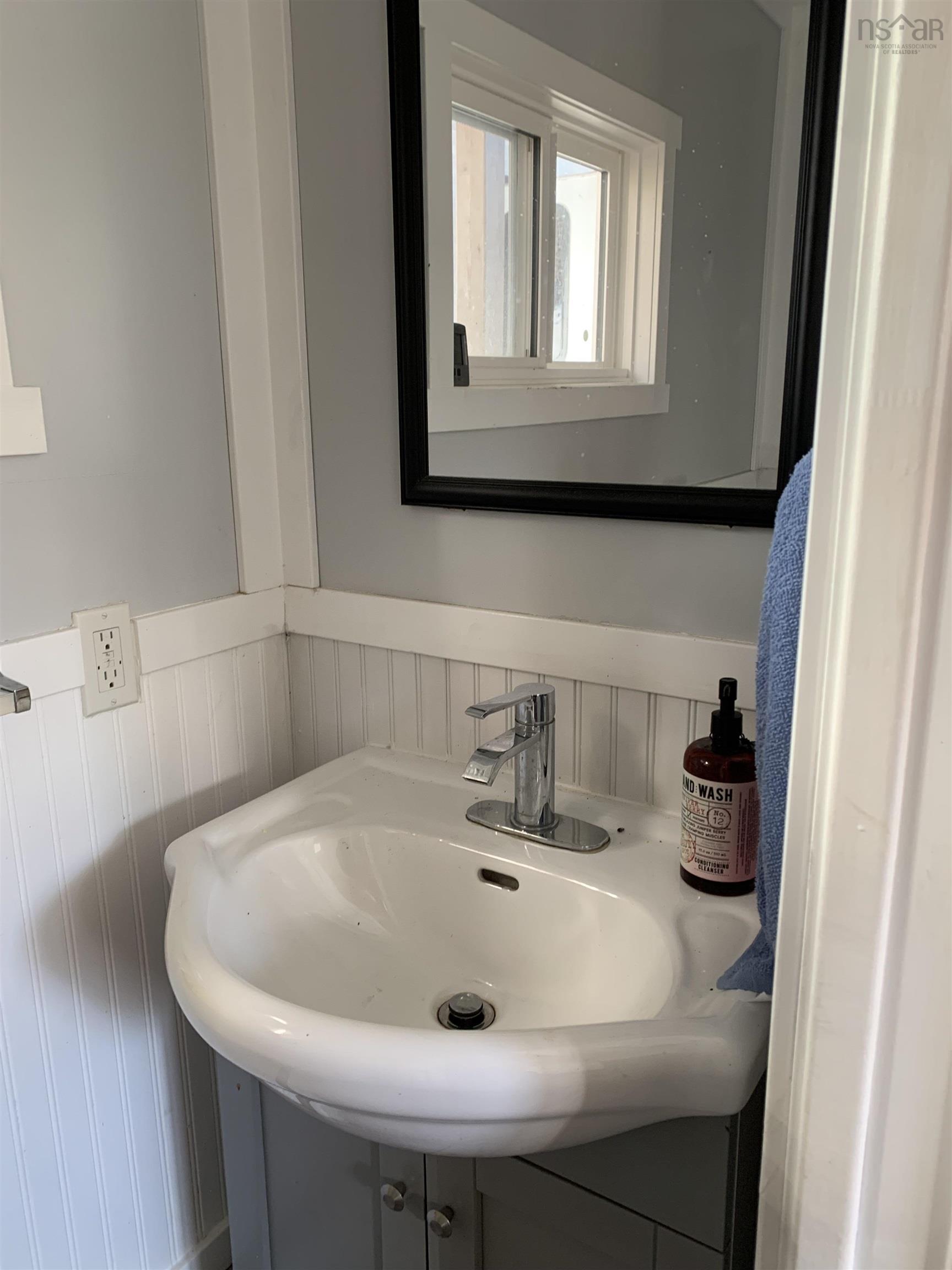 $329,000.00: 921 Purdy Road, Bear River