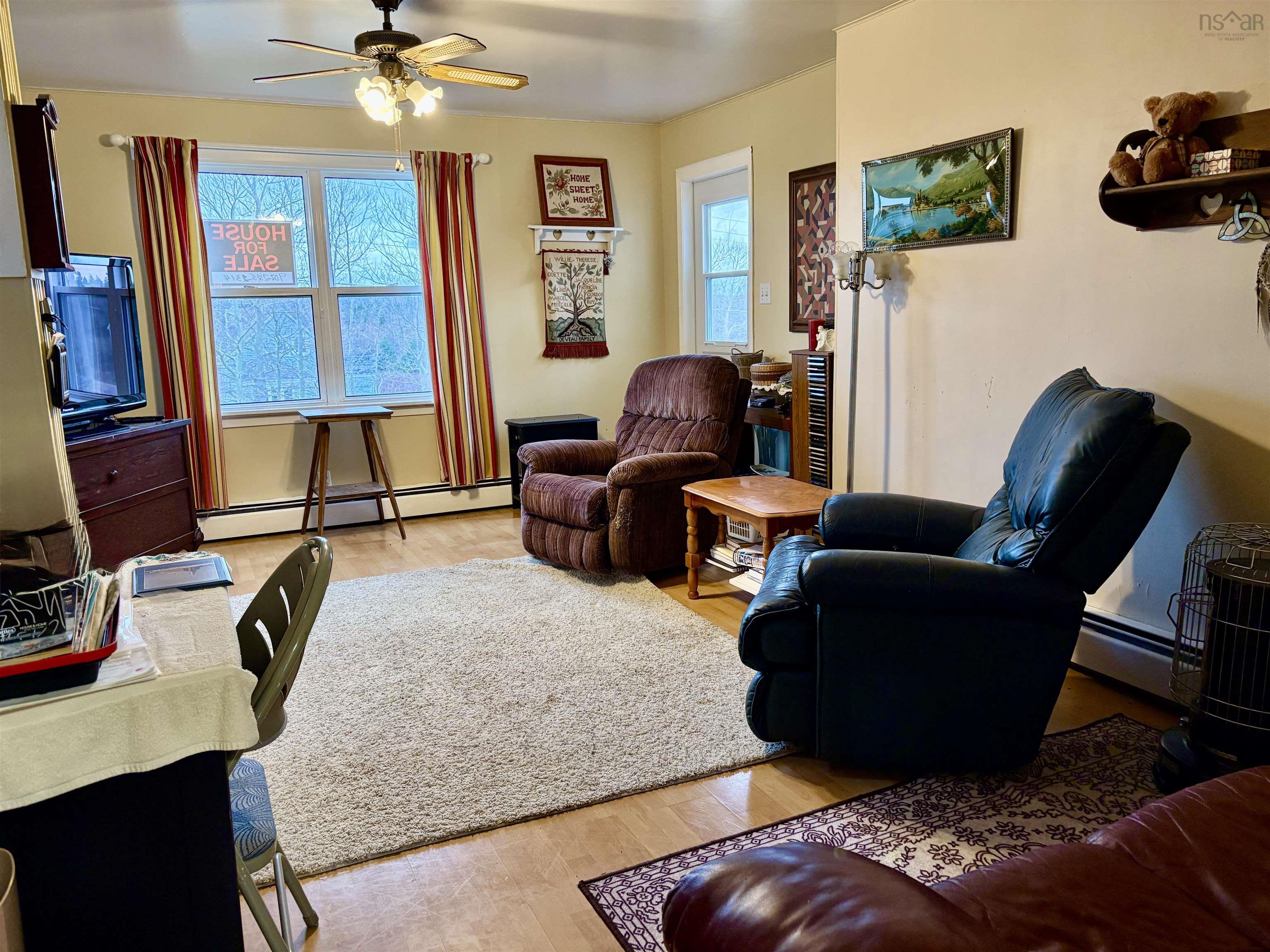 $225,000.00: 1266 Back Road, Chéticamp