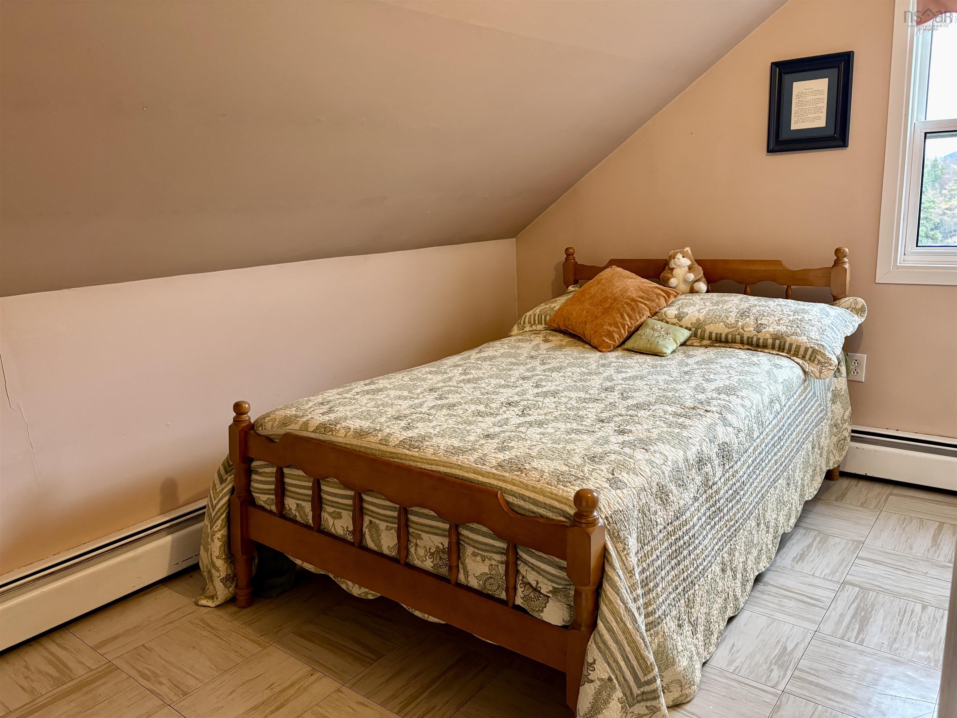 $225,000.00: 1266 Back Road, Chéticamp