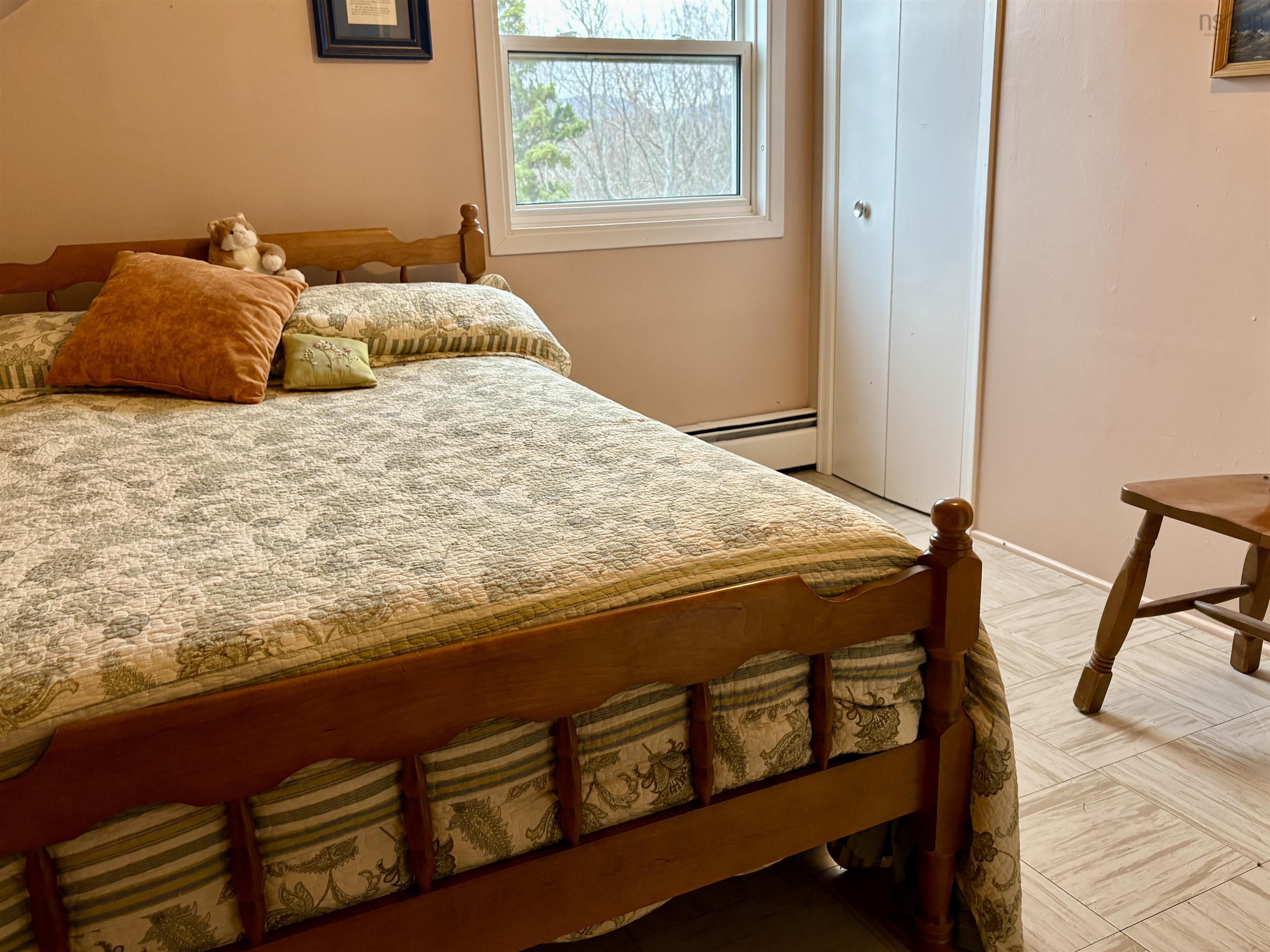 $225,000.00: 1266 Back Road, Chéticamp