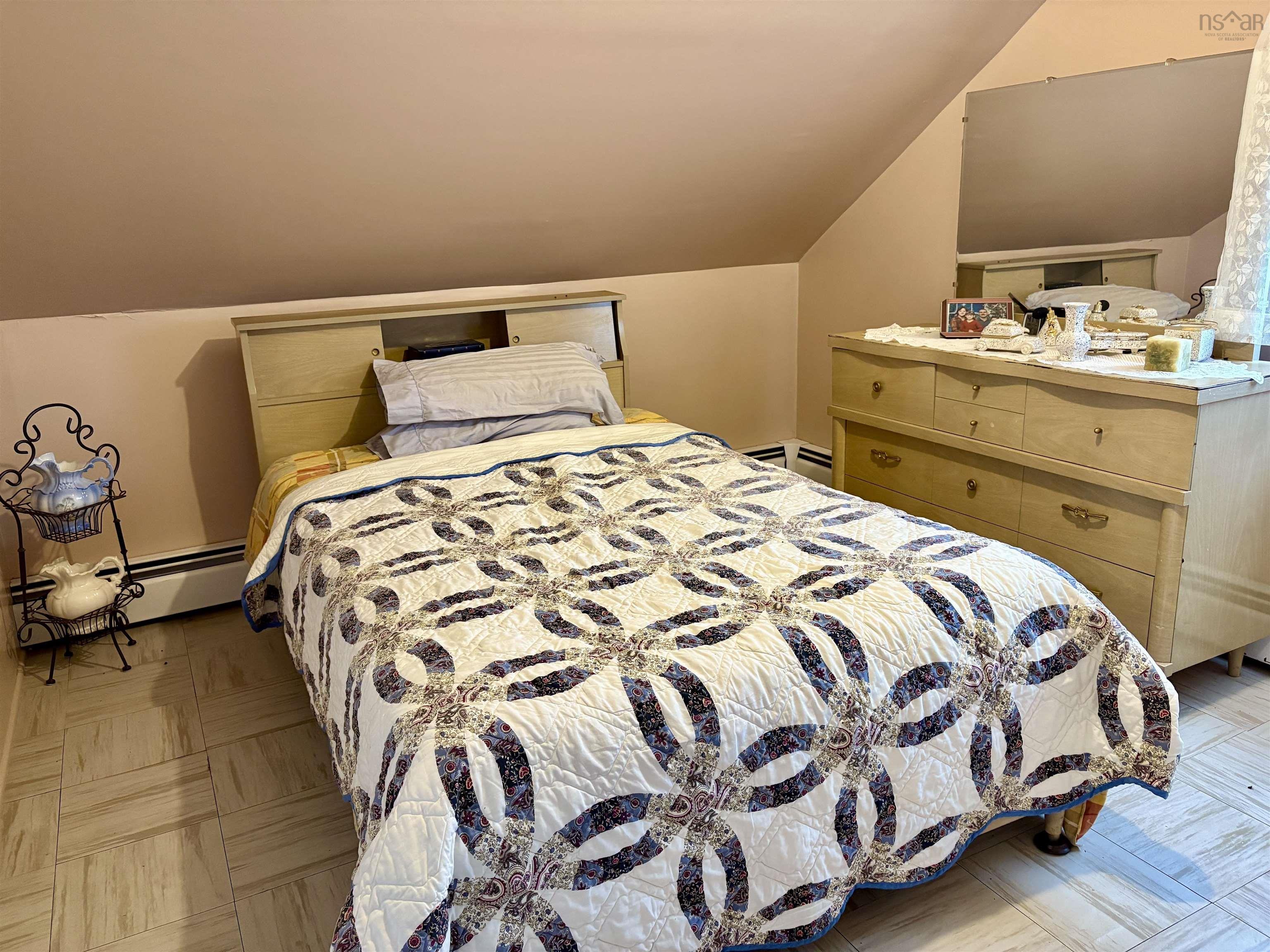 $225,000.00: 1266 Back Road, Chéticamp