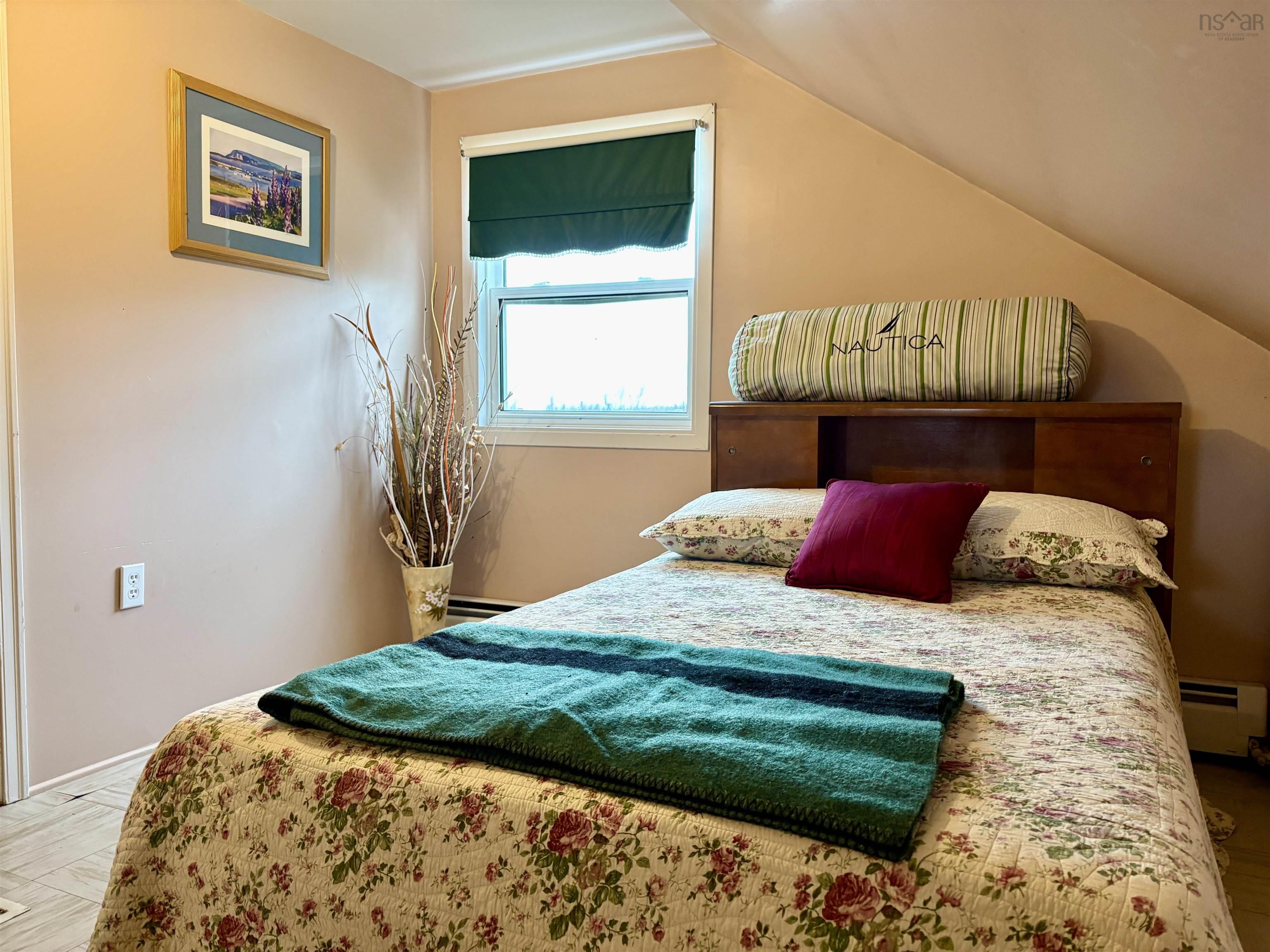 $225,000.00: 1266 Back Road, Chéticamp