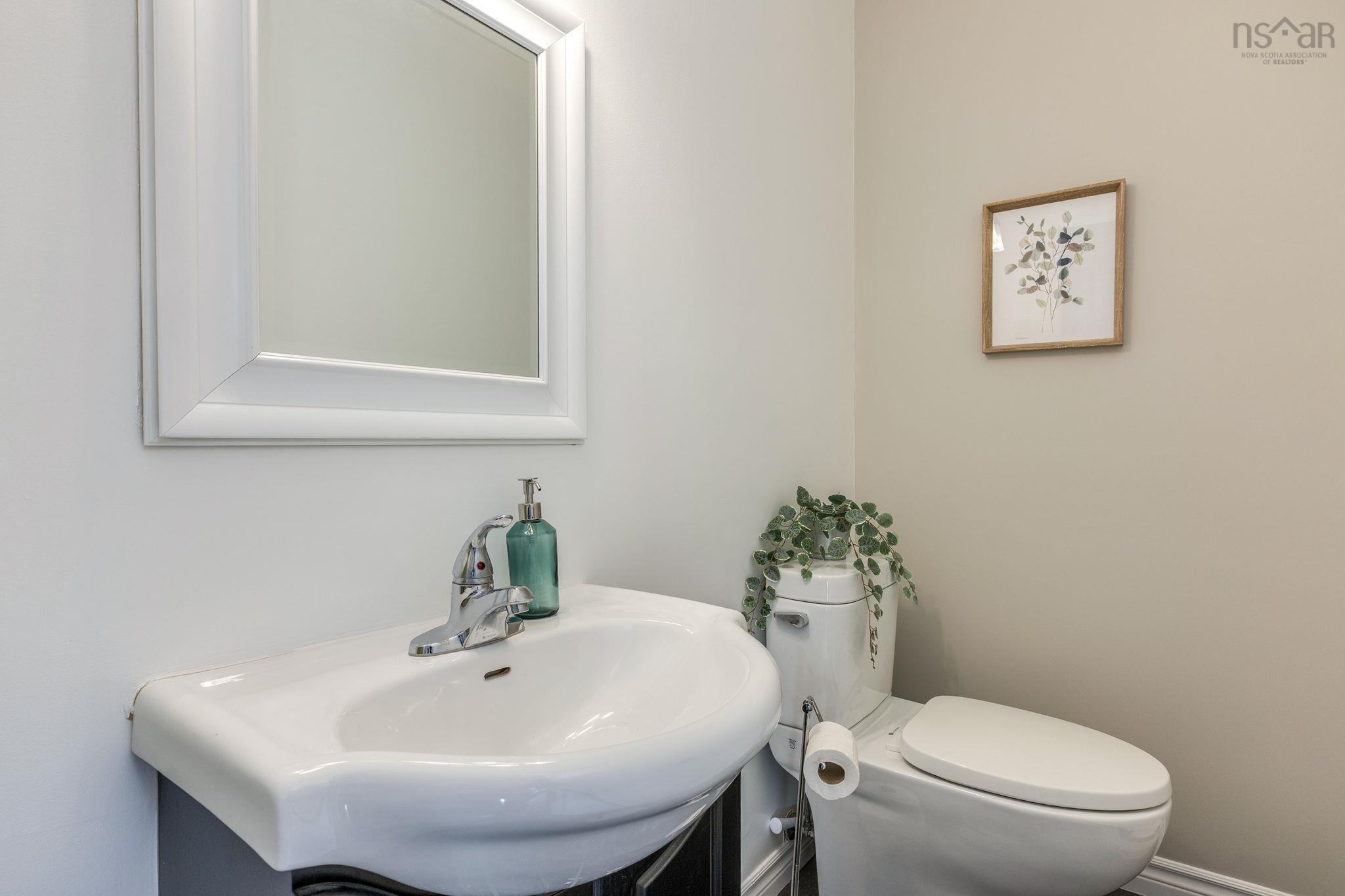 7 Braeside Lane, Clayton Park, NS (MLS 202528622)