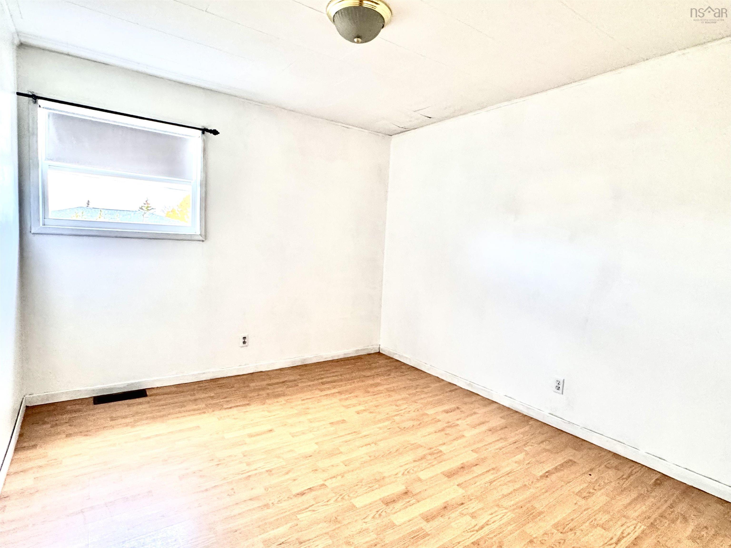 $179,500.00: 18 Avalon Crescent, Glace Bay