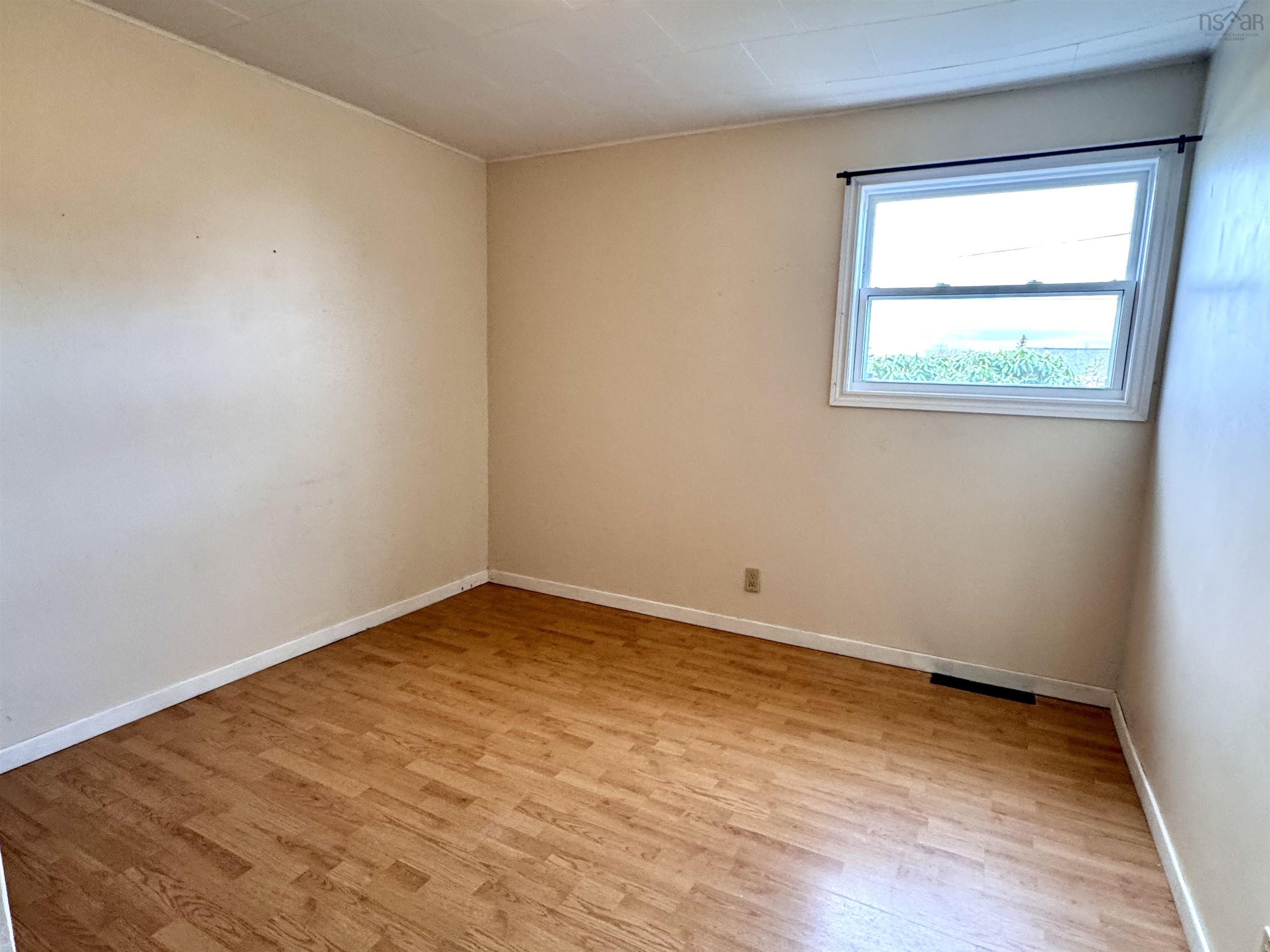 $179,500.00: 18 Avalon Crescent, Glace Bay