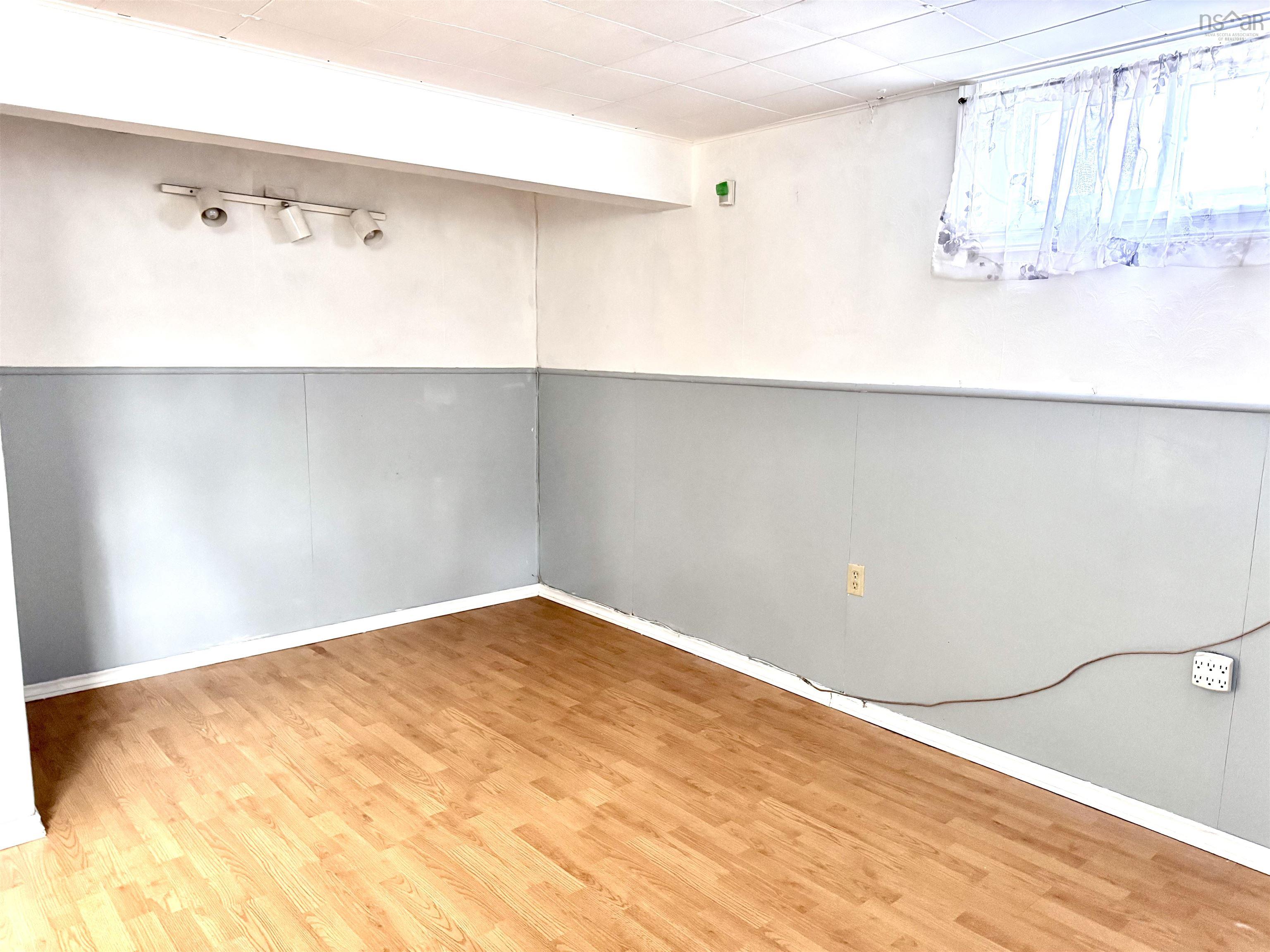 $179,500.00: 18 Avalon Crescent, Glace Bay