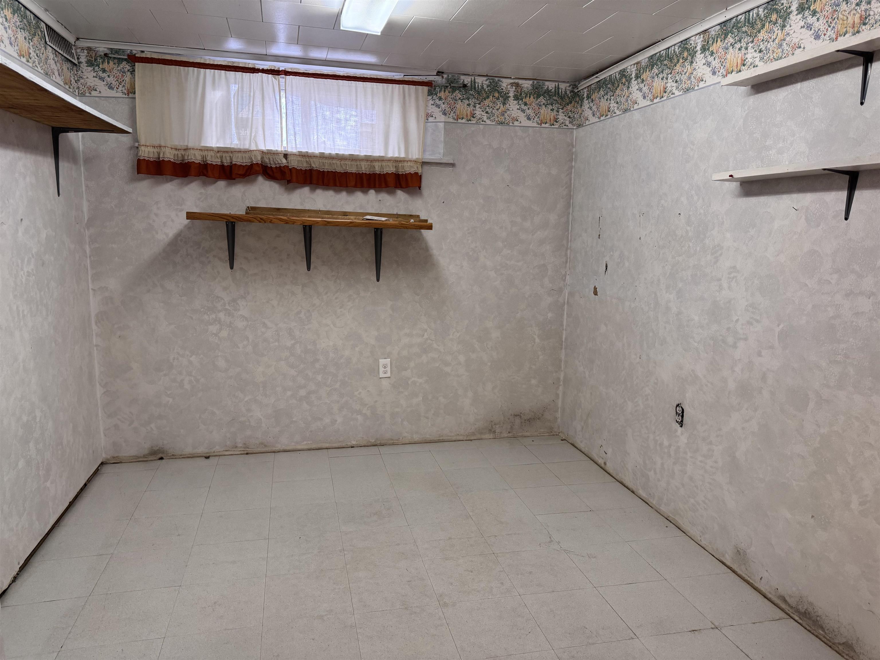 $179,500.00: 18 Avalon Crescent, Glace Bay