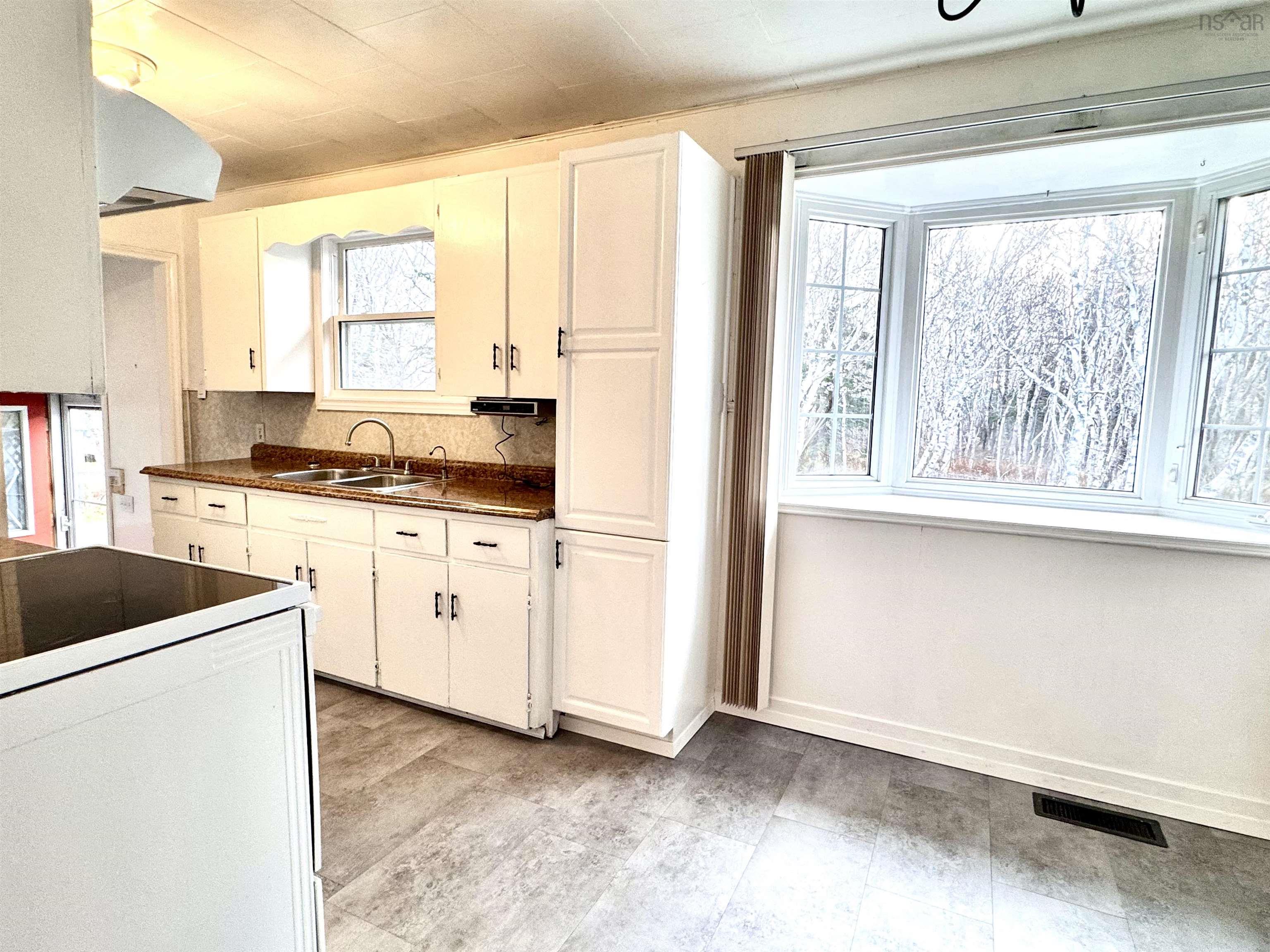 $179,500.00: 18 Avalon Crescent, Glace Bay