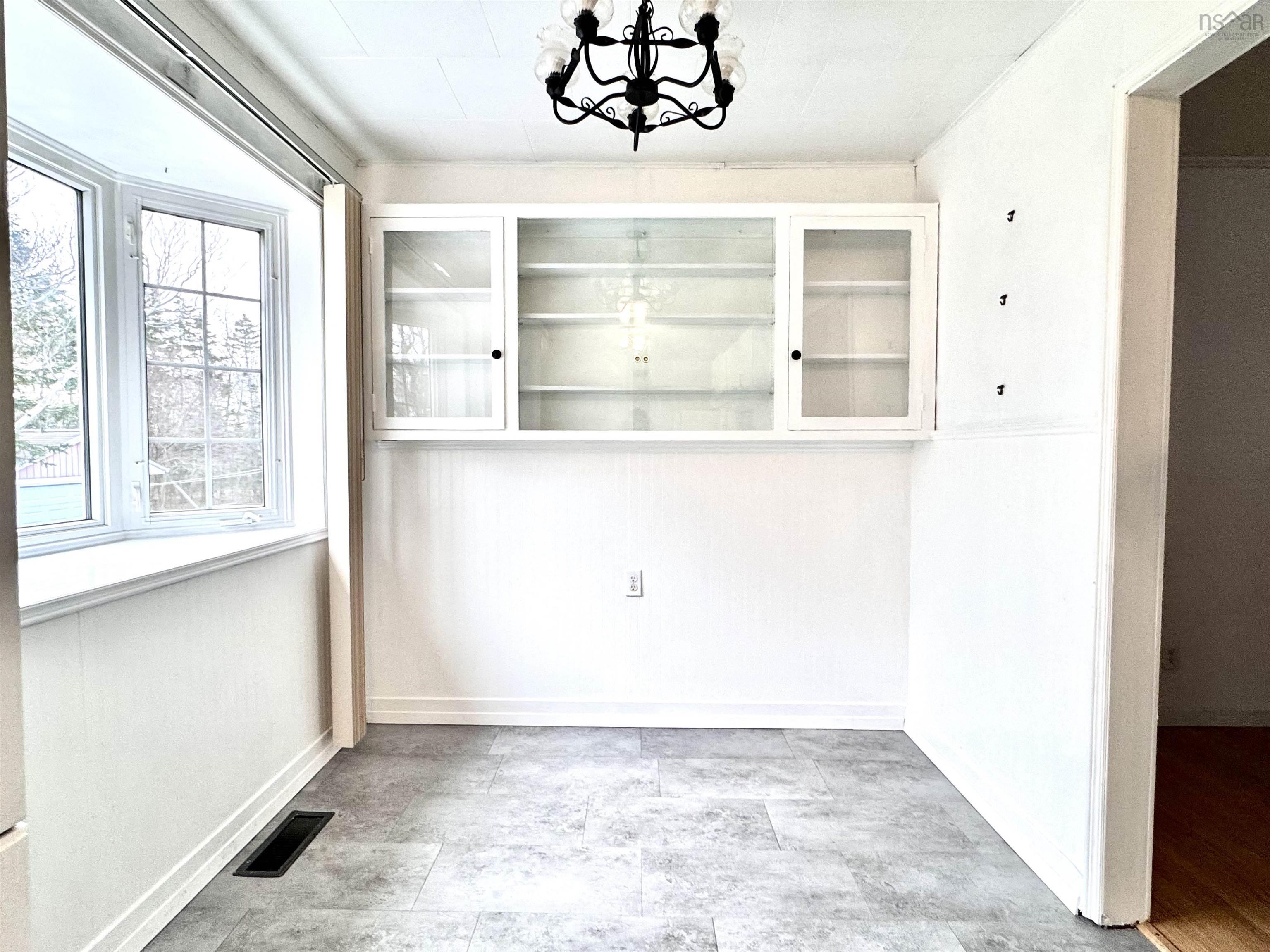 $179,500.00: 18 Avalon Crescent, Glace Bay